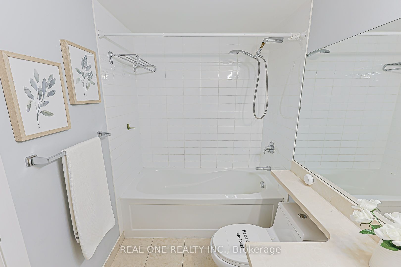111 Upper Duke Crescent 214 Property Photo 30