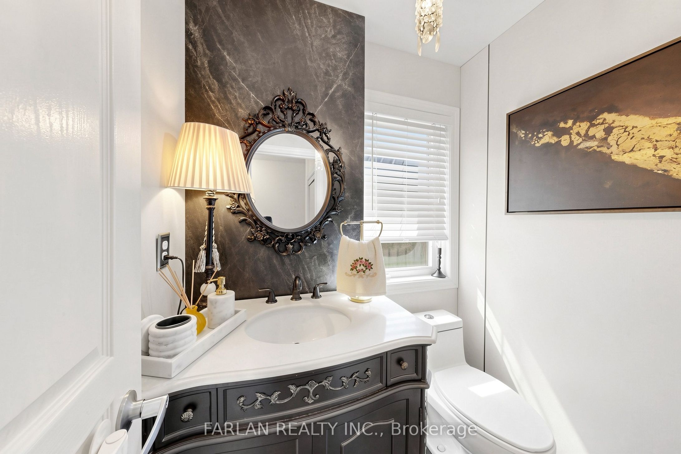 43 Pexton Avenue Property Photo 17
