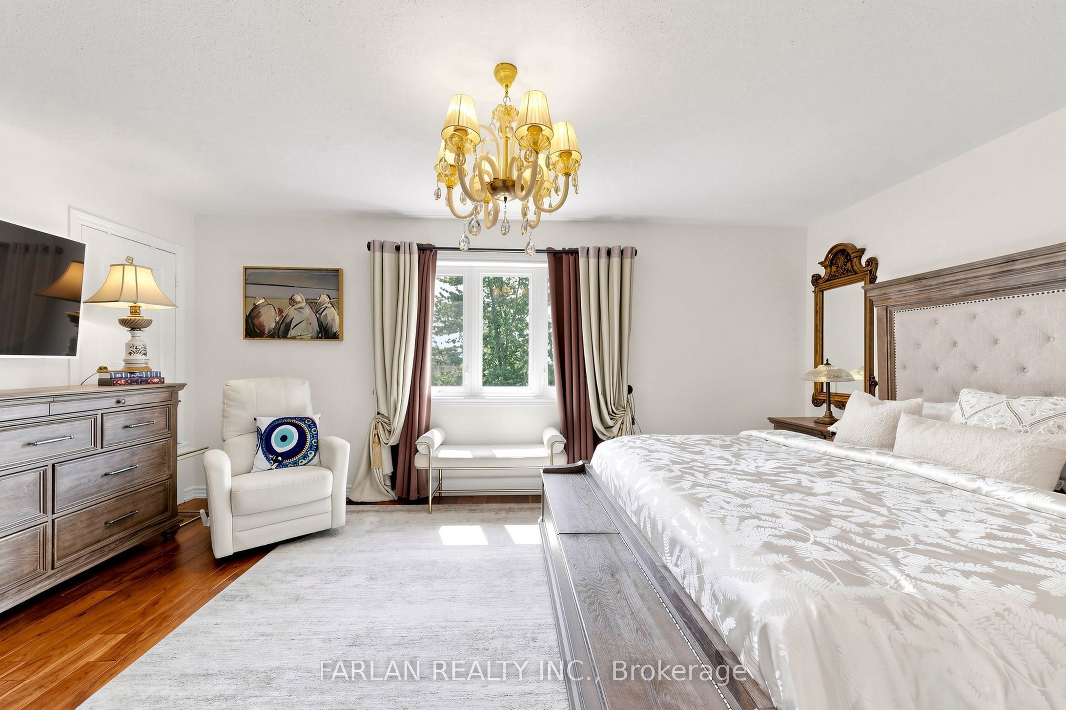 43 Pexton Avenue Property Photo 21