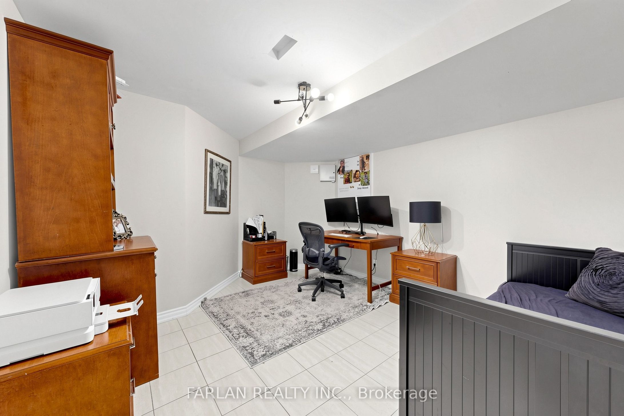 43 Pexton Avenue Property Photo 32