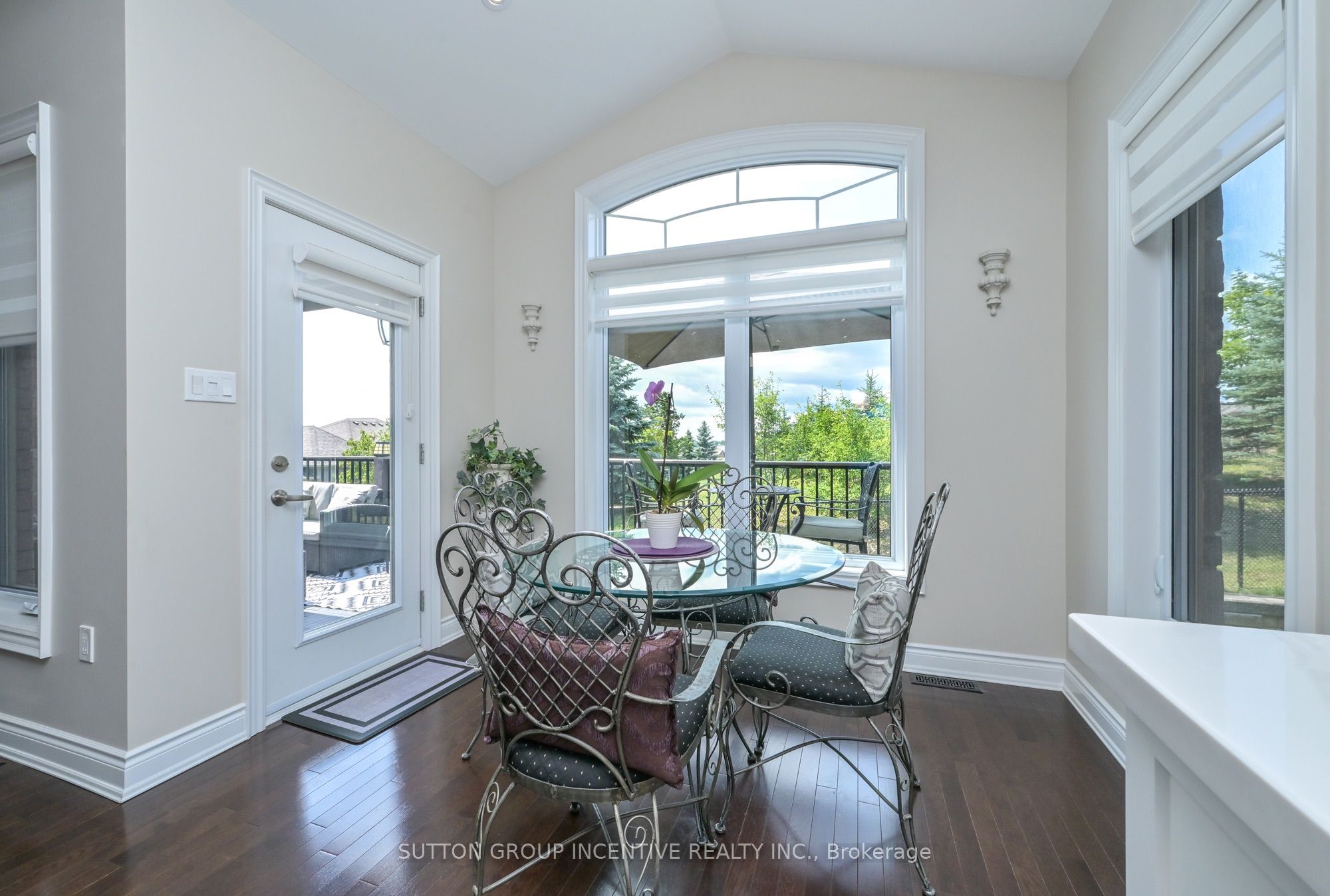 4 Westmount Drive Property Photo 8