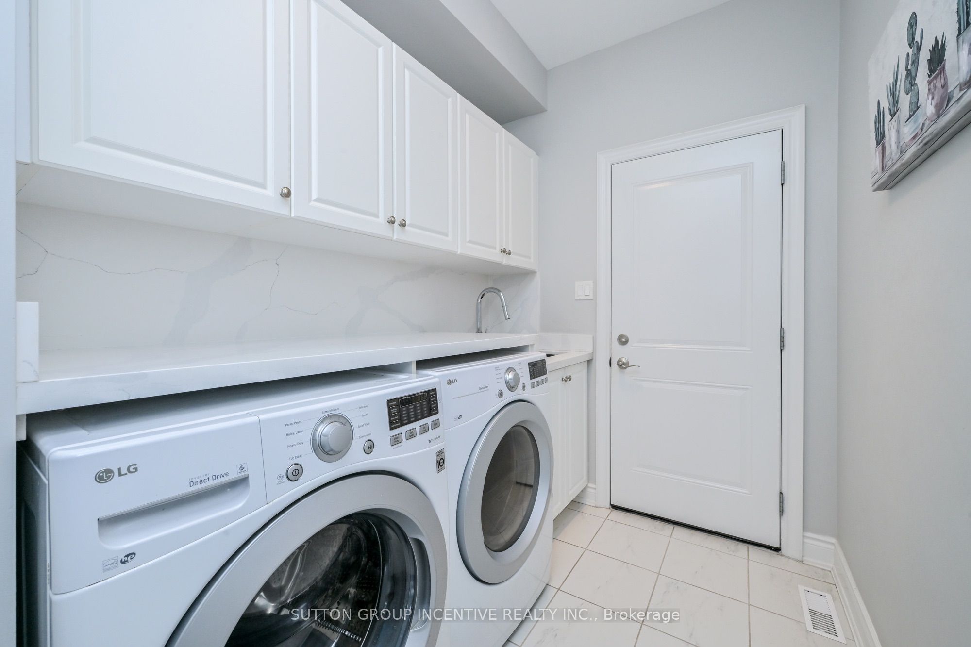 4 Westmount Drive Property Photo 19