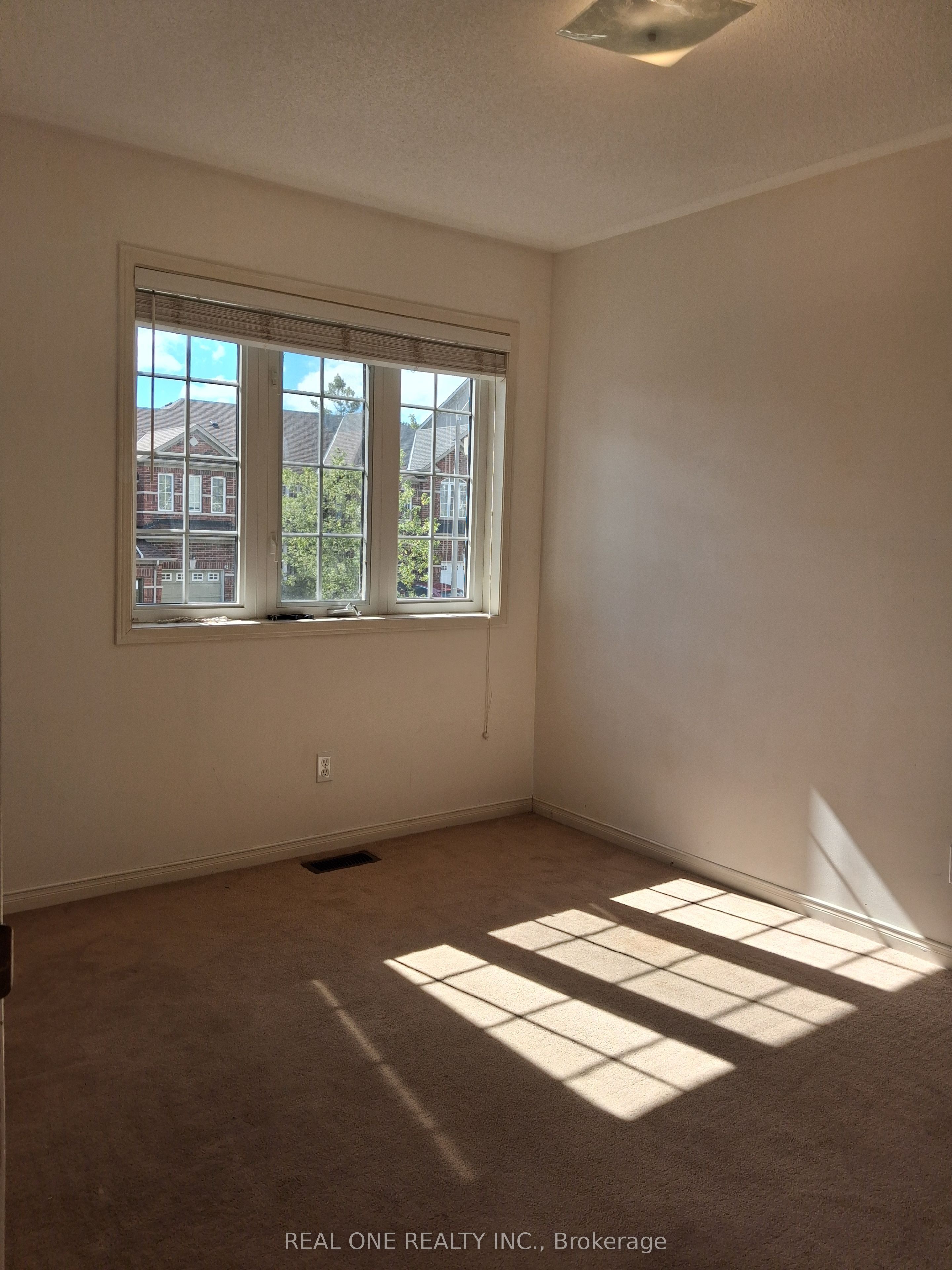 68 Maffey Crescent Property Photo 19