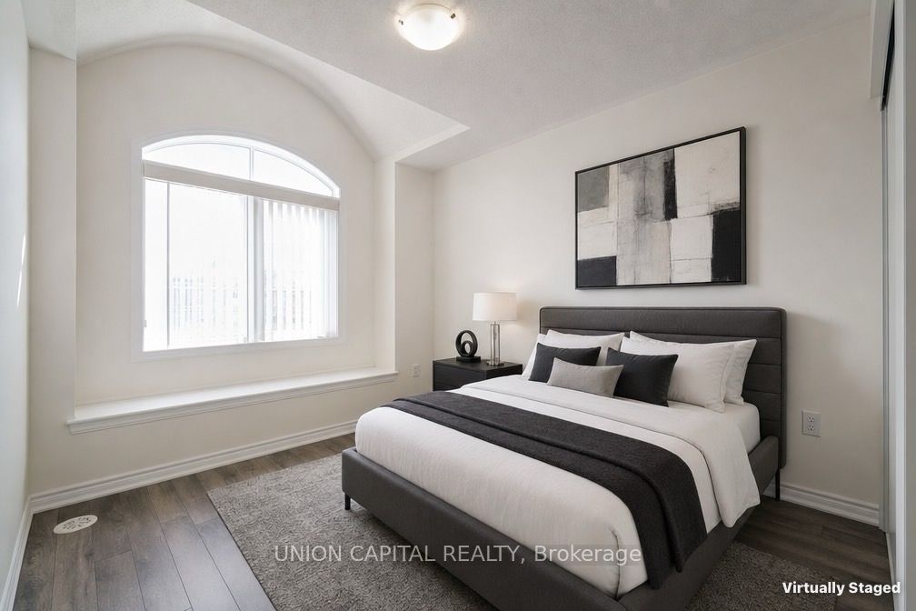 90 Cornell Centre Boulevard Property Photo 34