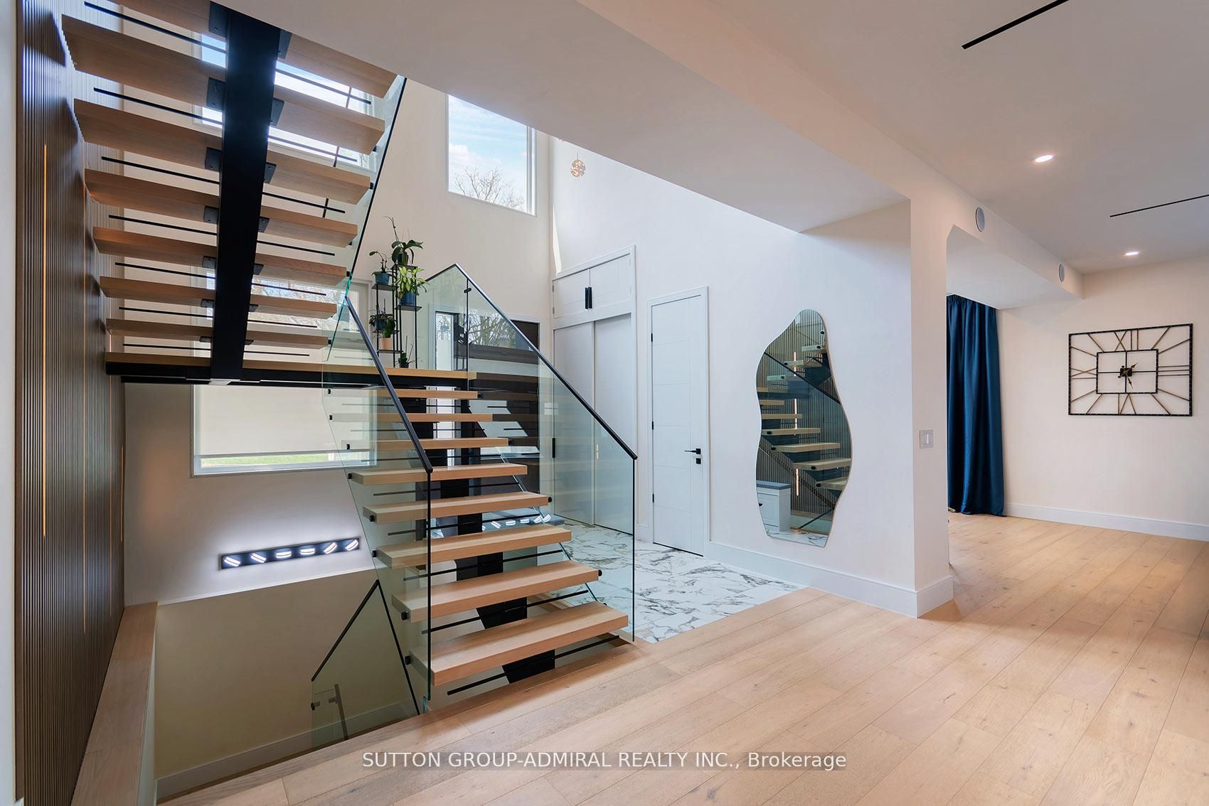 582 Gorham Street Property Photo 38