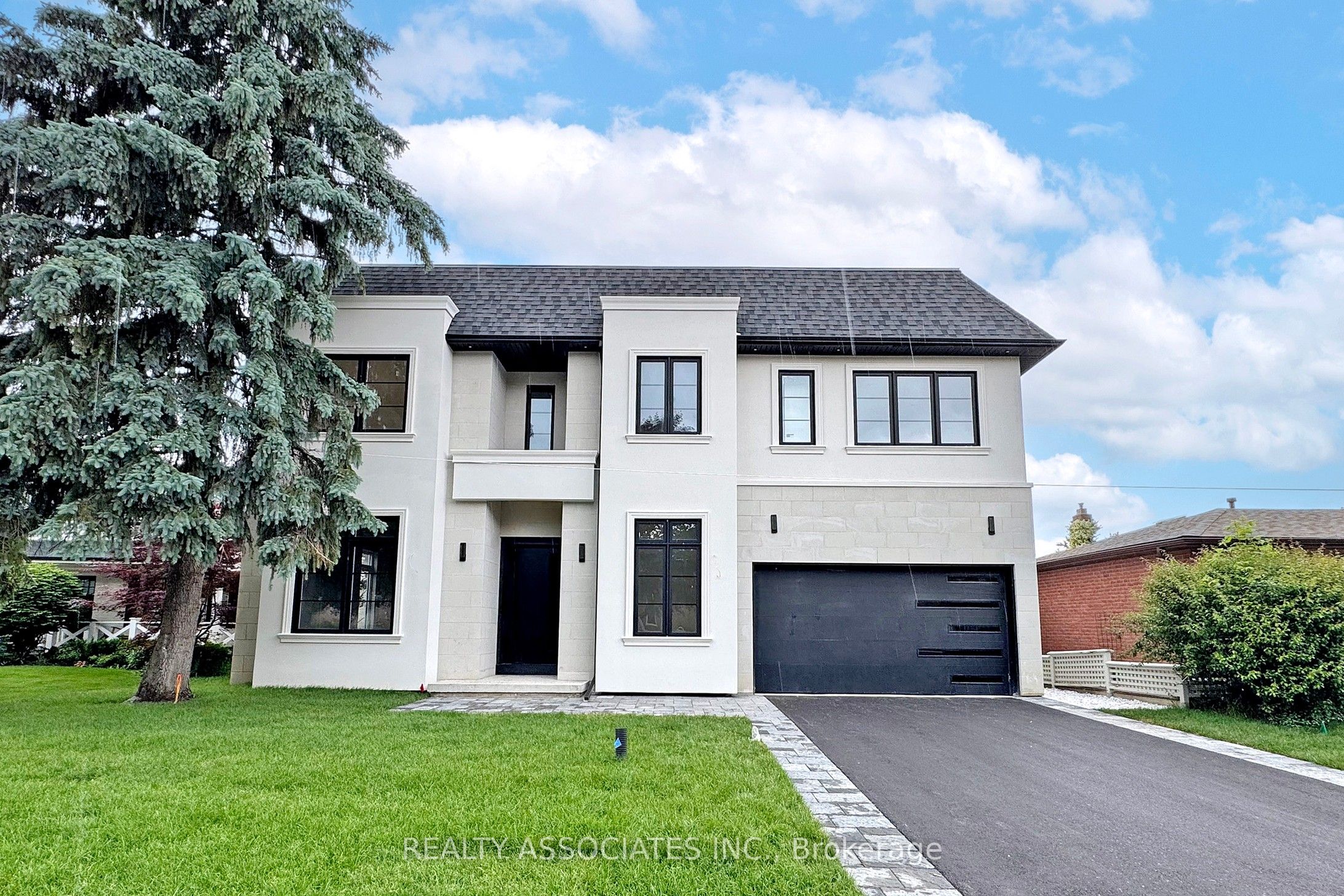 32 Cossar Avenue Property Photo 1