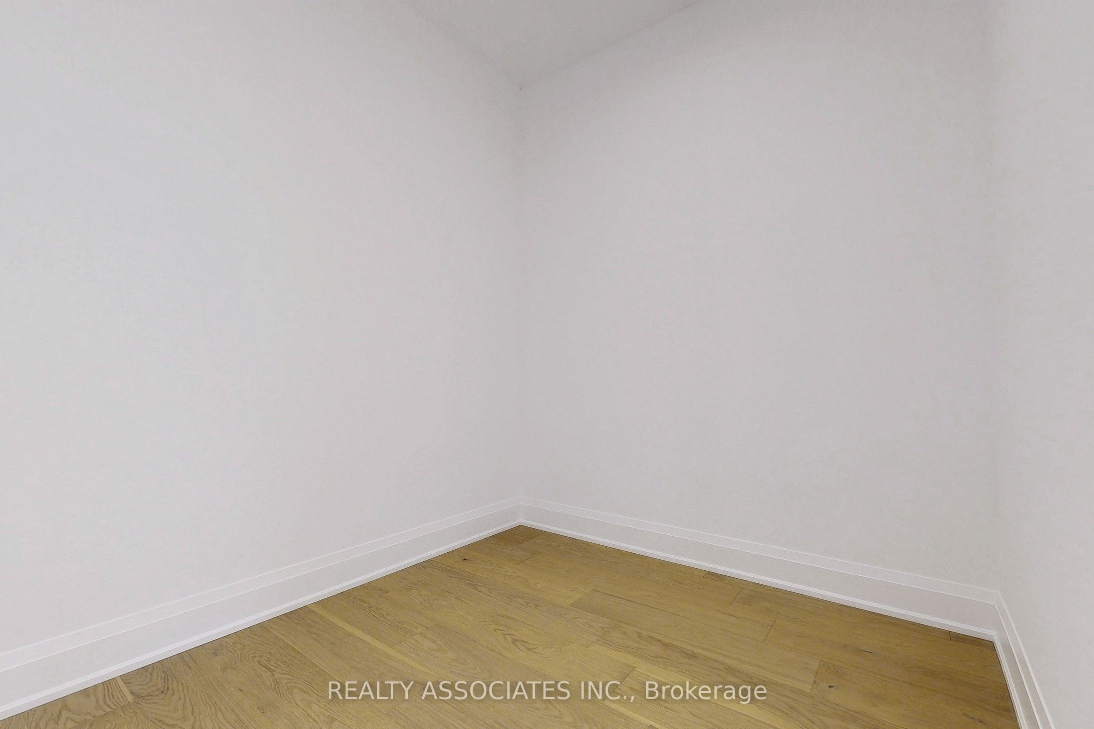 32 Cossar Avenue Property Photo 25