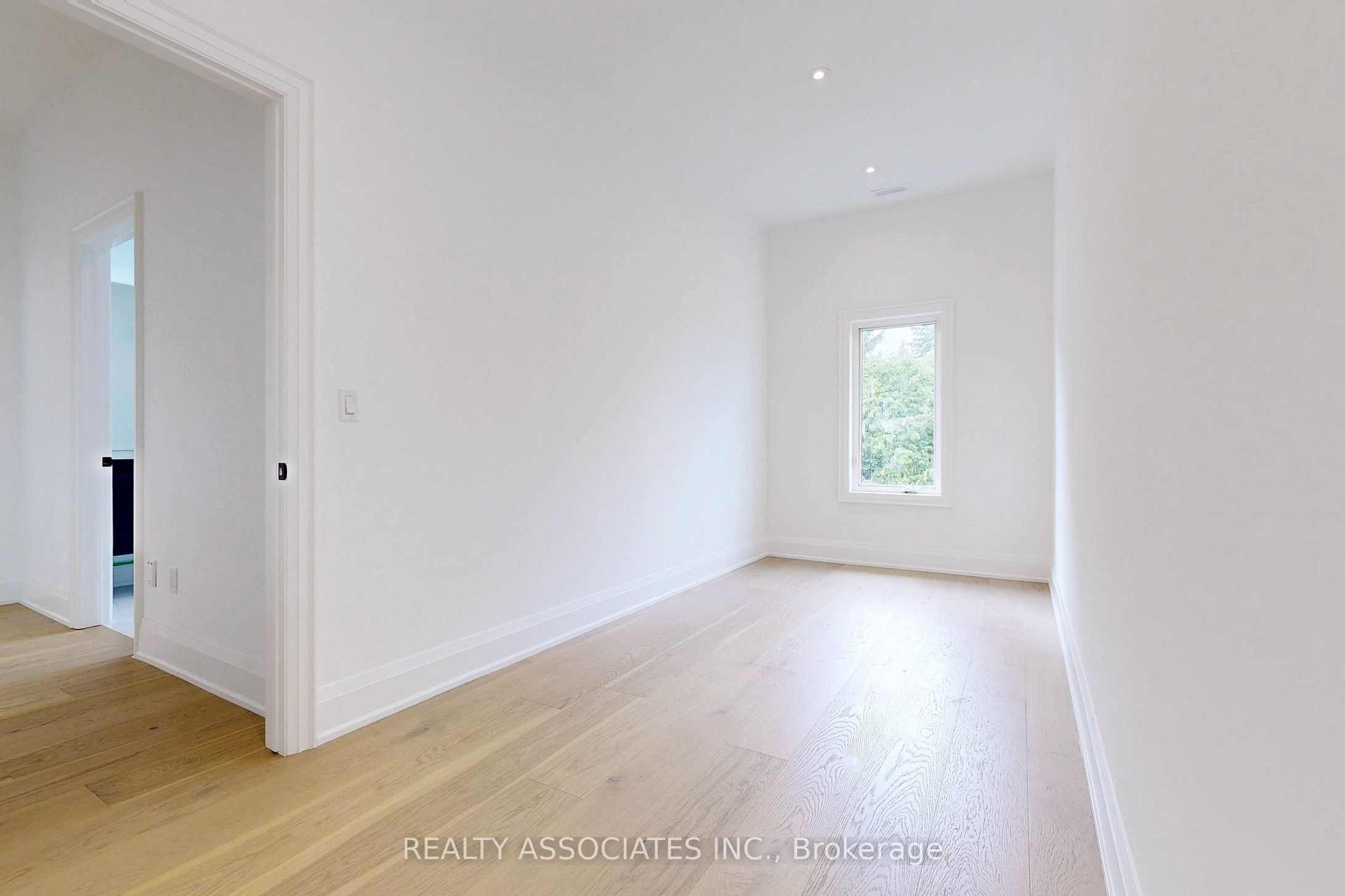 32 Cossar Avenue Property Photo 26