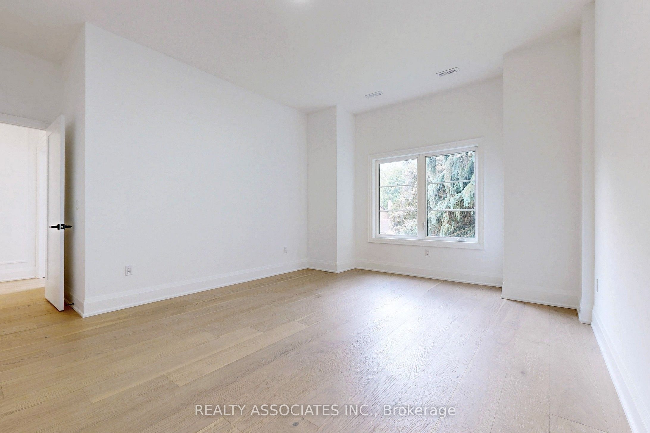32 Cossar Avenue Property Photo 32