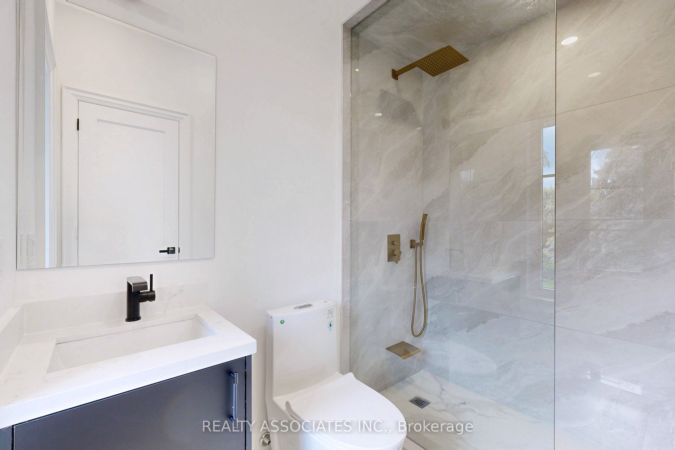 32 Cossar Avenue Property Photo 37