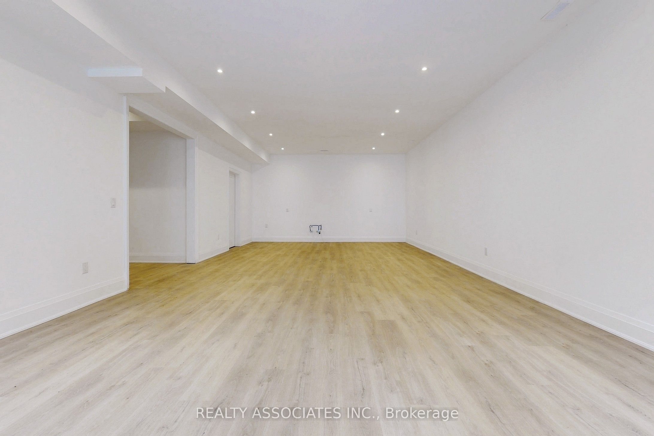 32 Cossar Avenue Property Photo 45