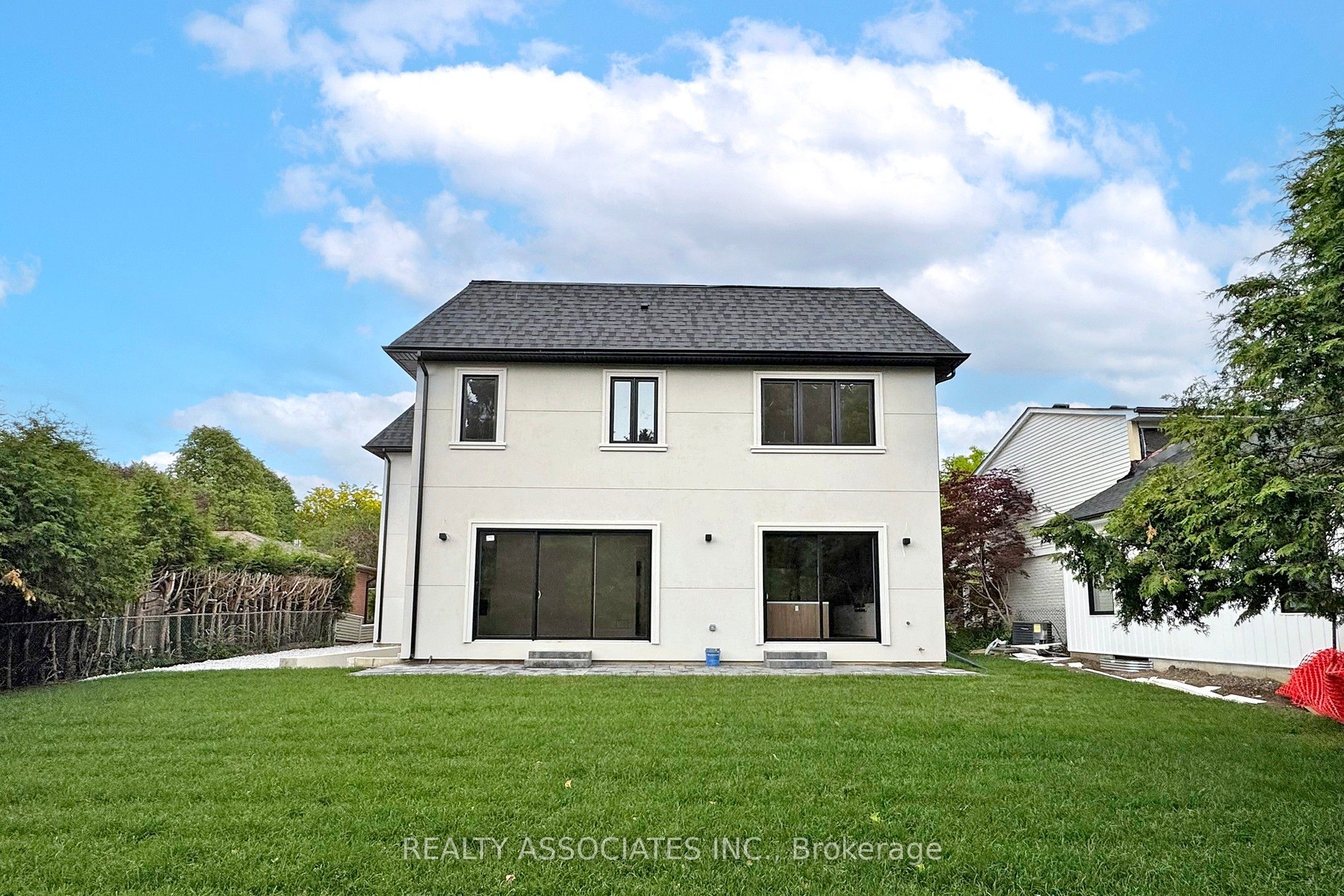32 Cossar Avenue Property Photo 50