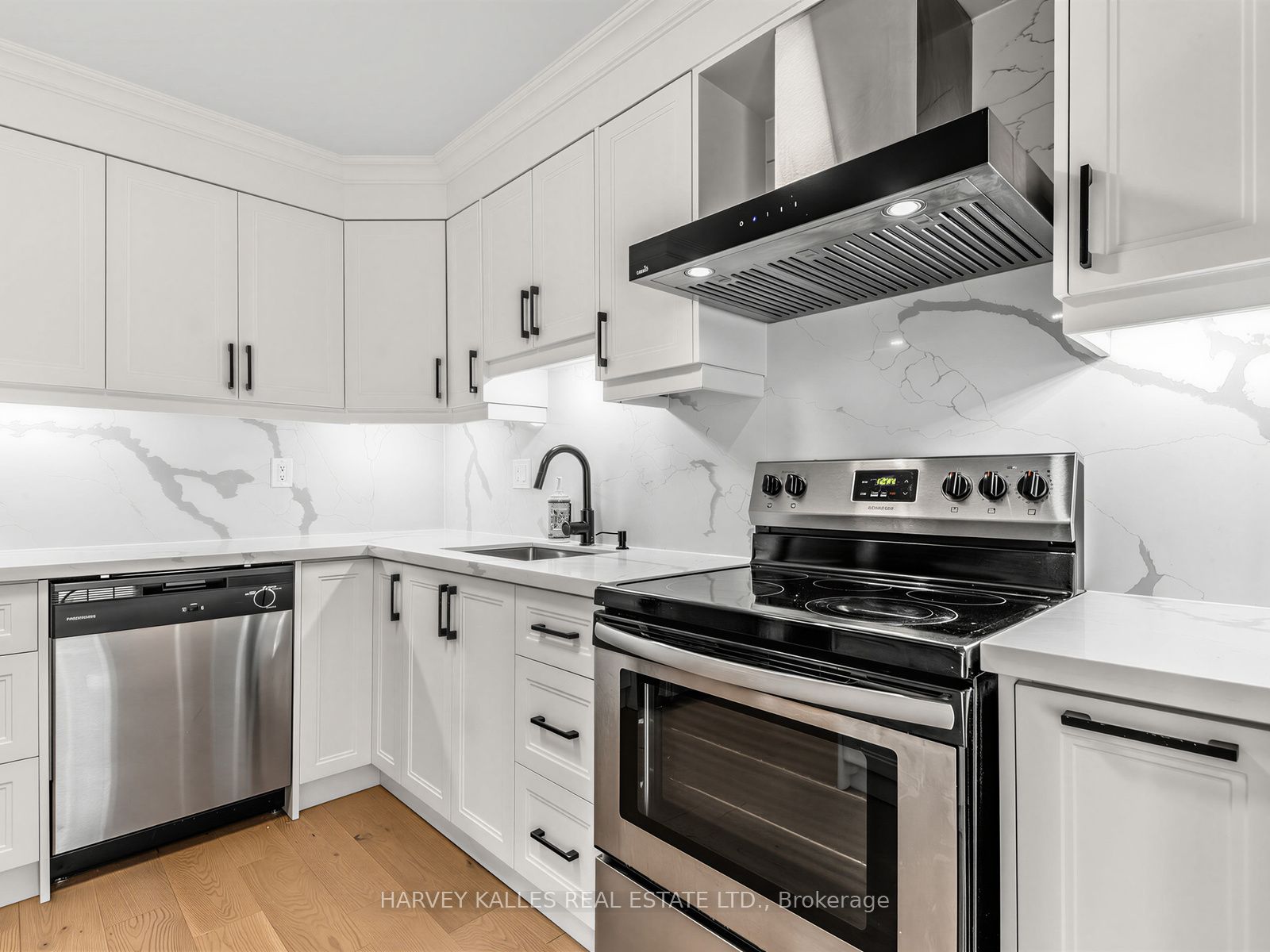 40 Blackthorn Drive Property Photo 11