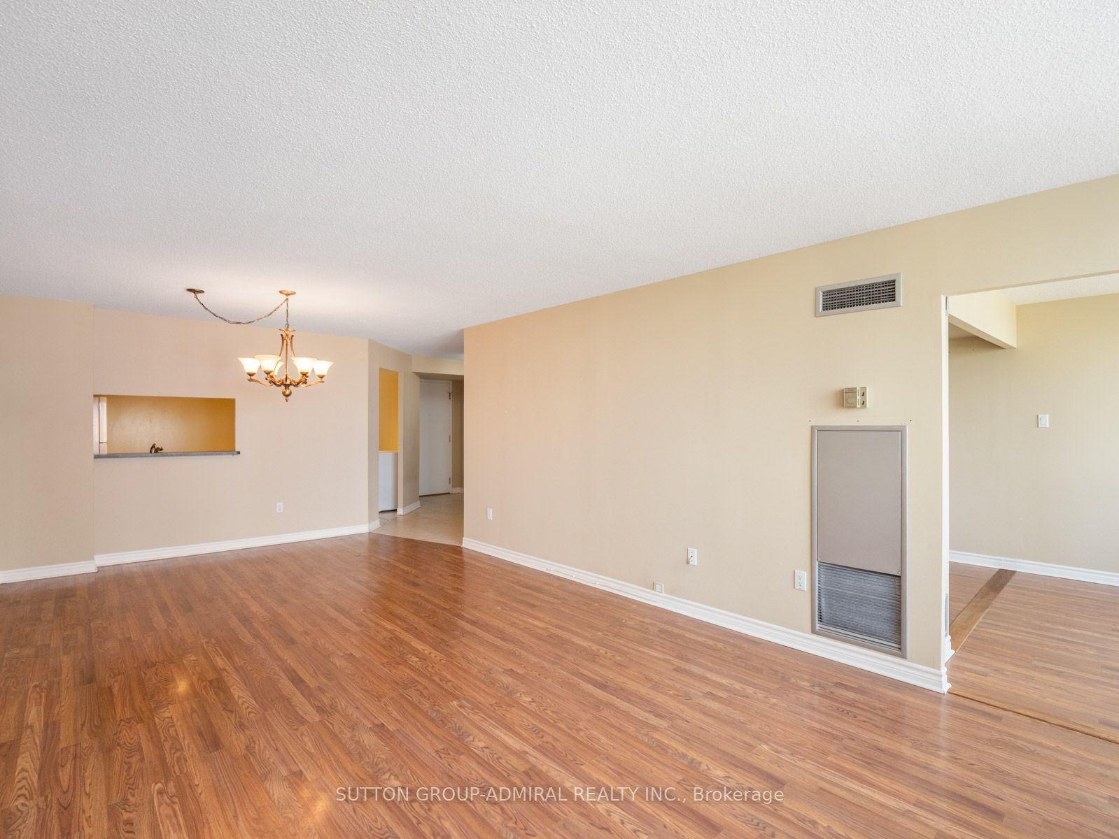 7420 Bathurst Street 1012 Property Photo 9