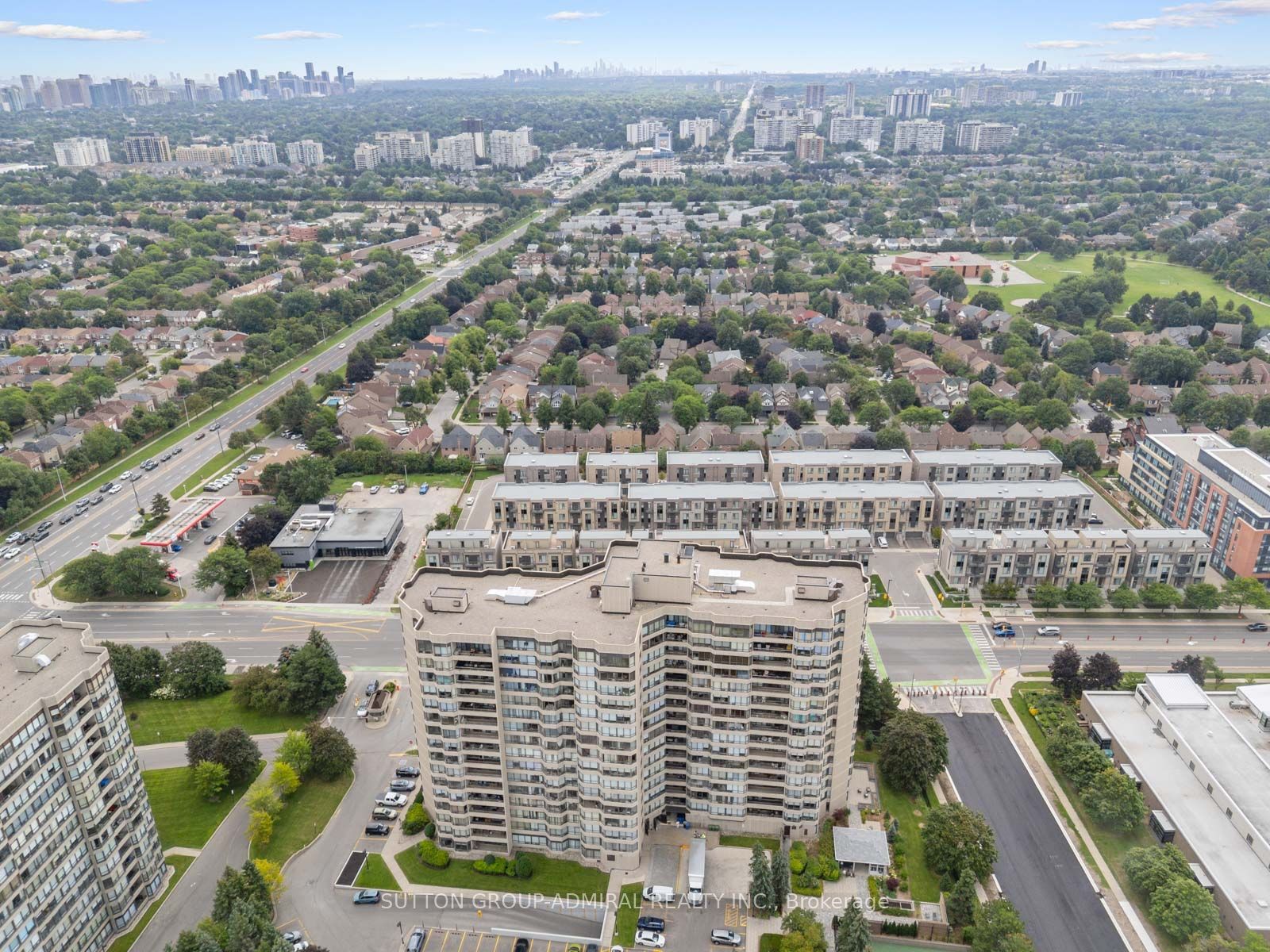 7420 Bathurst Street 1012 Property Photo 41