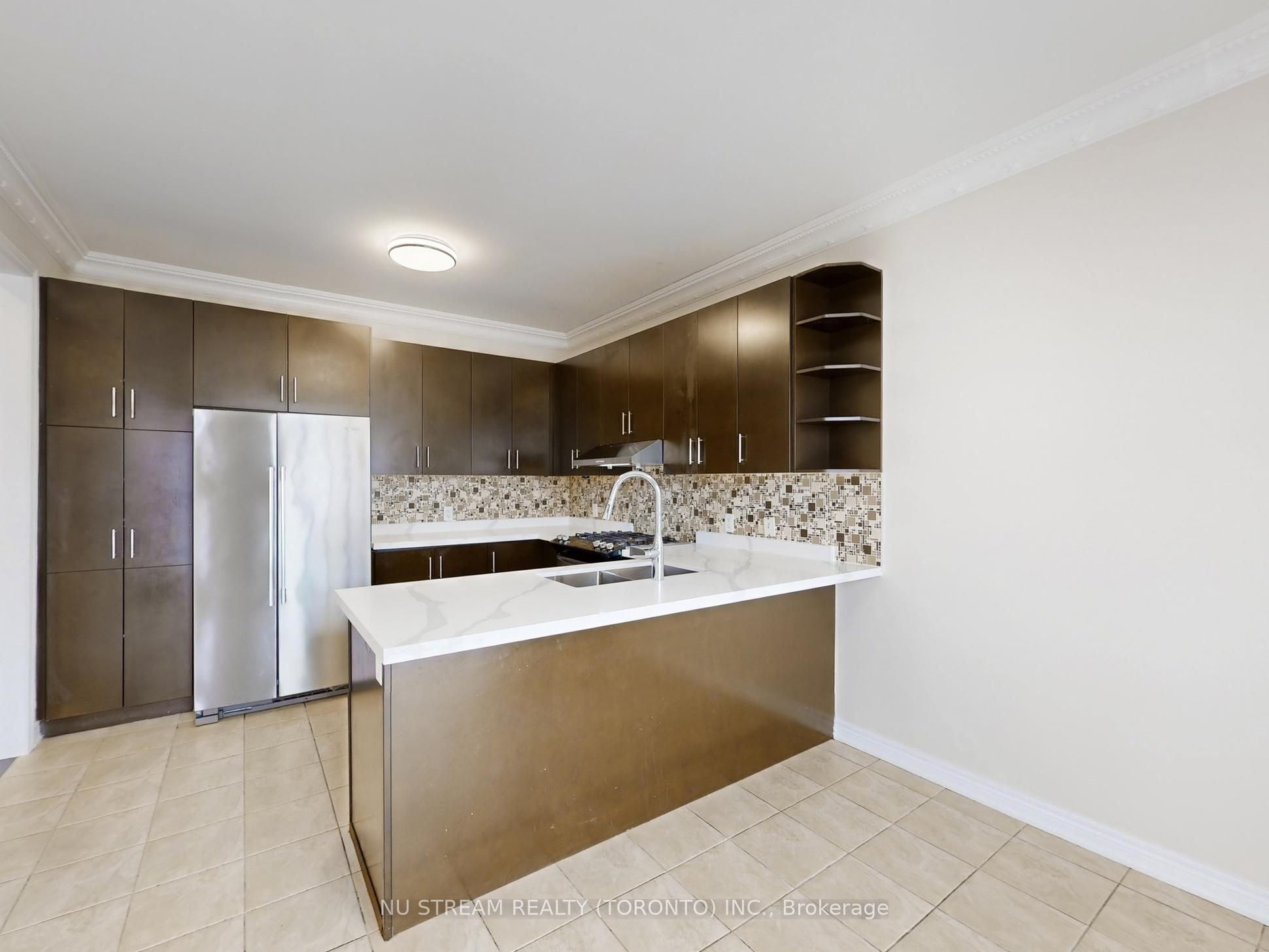 224 Aspenwood Drive Property Photo 10