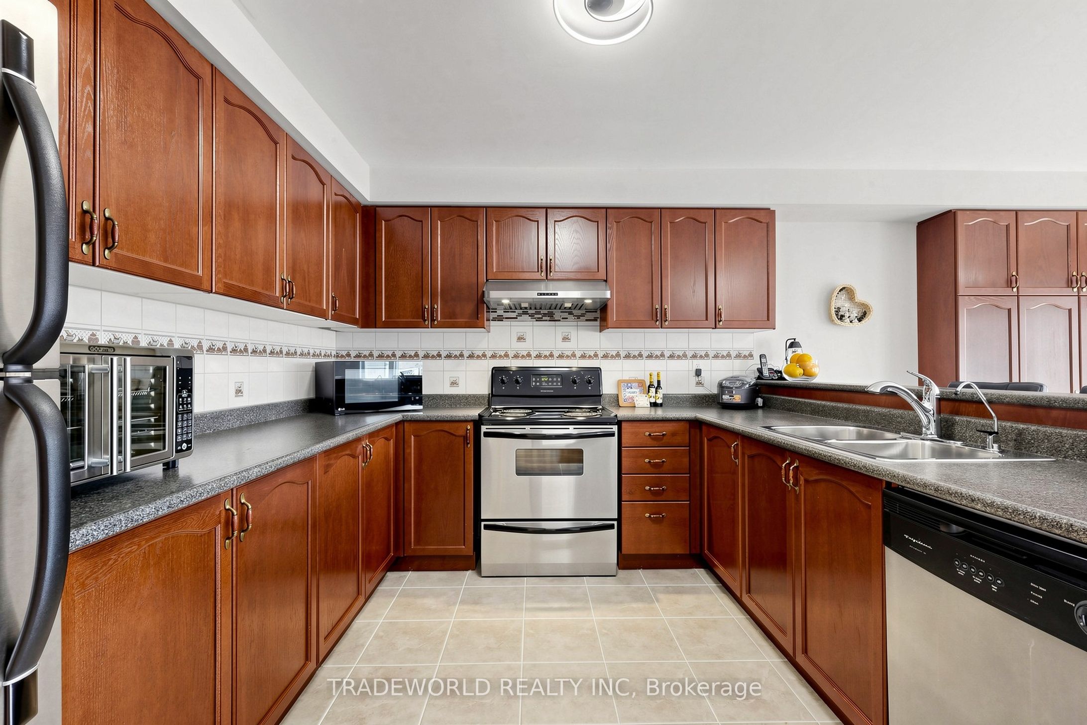 15 Kingsley Road Property Photo 14