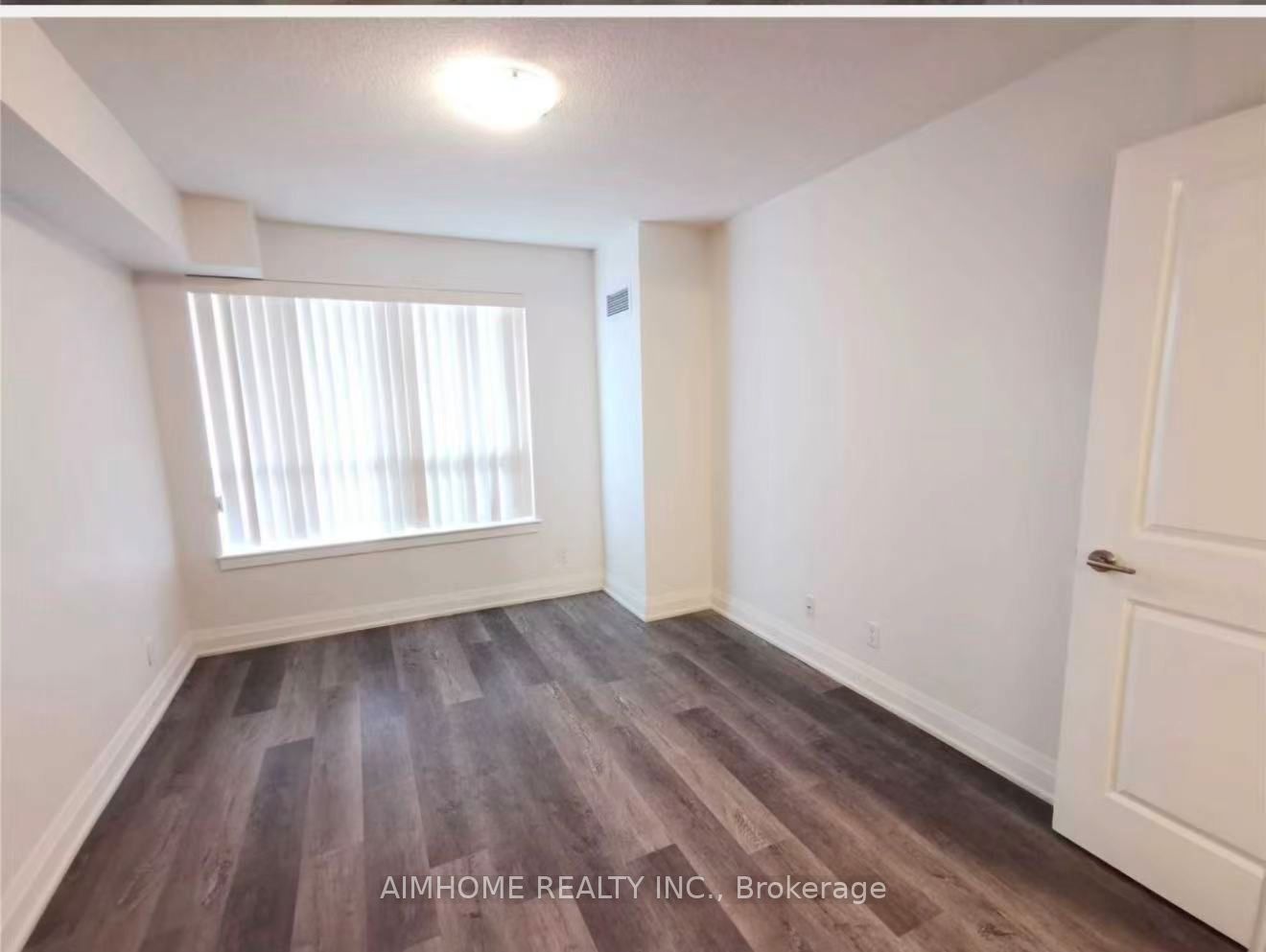 370 Highway 7 E 217 Property Photo 8