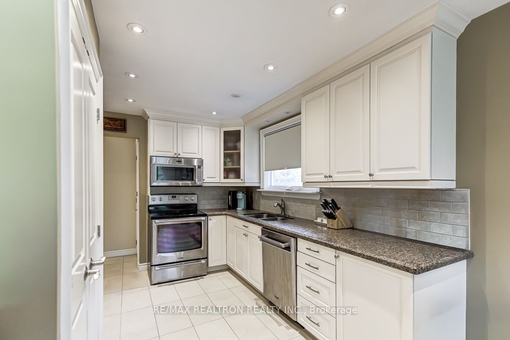 2 Captain Armstrong Lane Property Photo 14