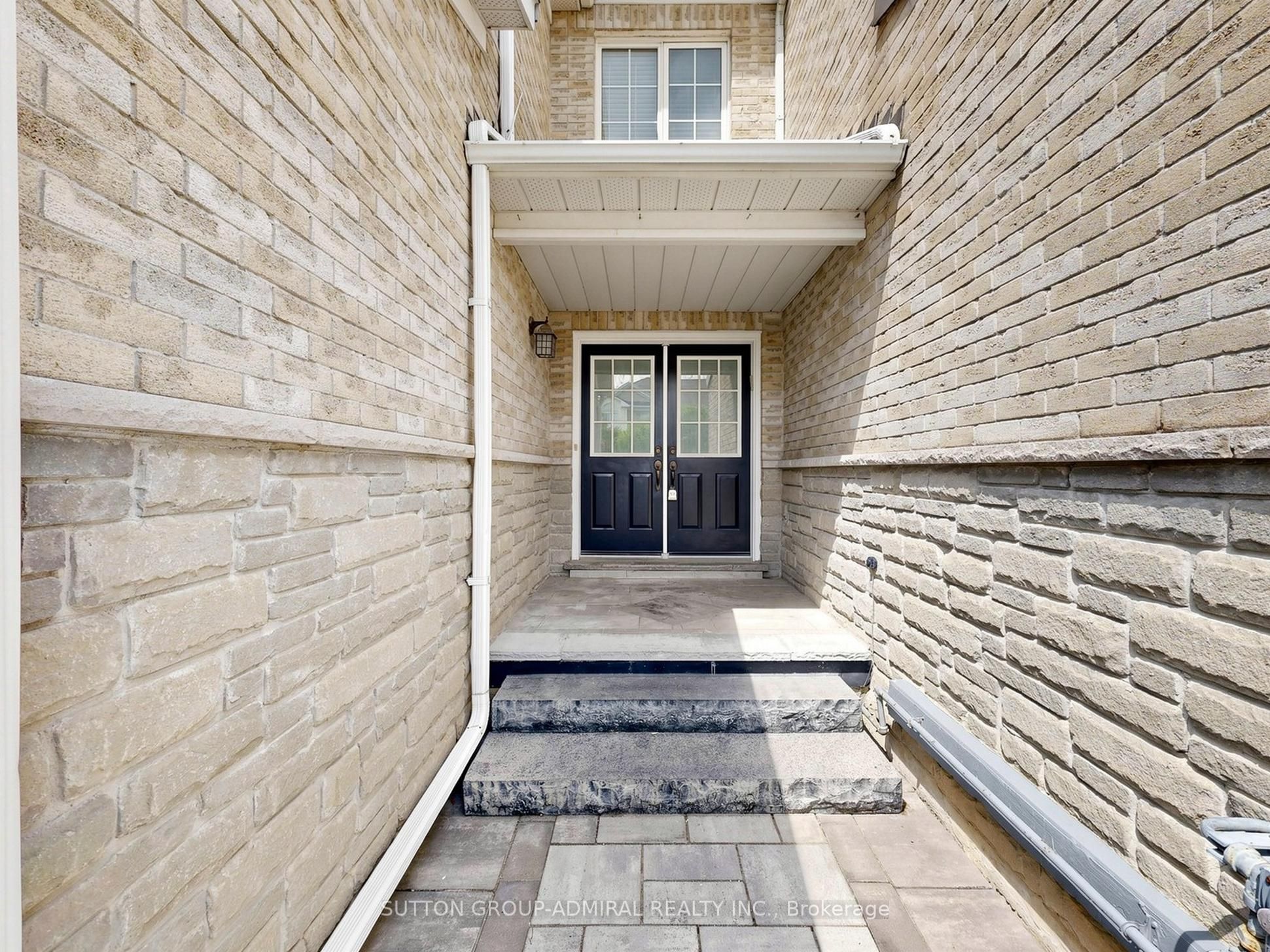 12 Elderbrook Crescent Property Photo 3