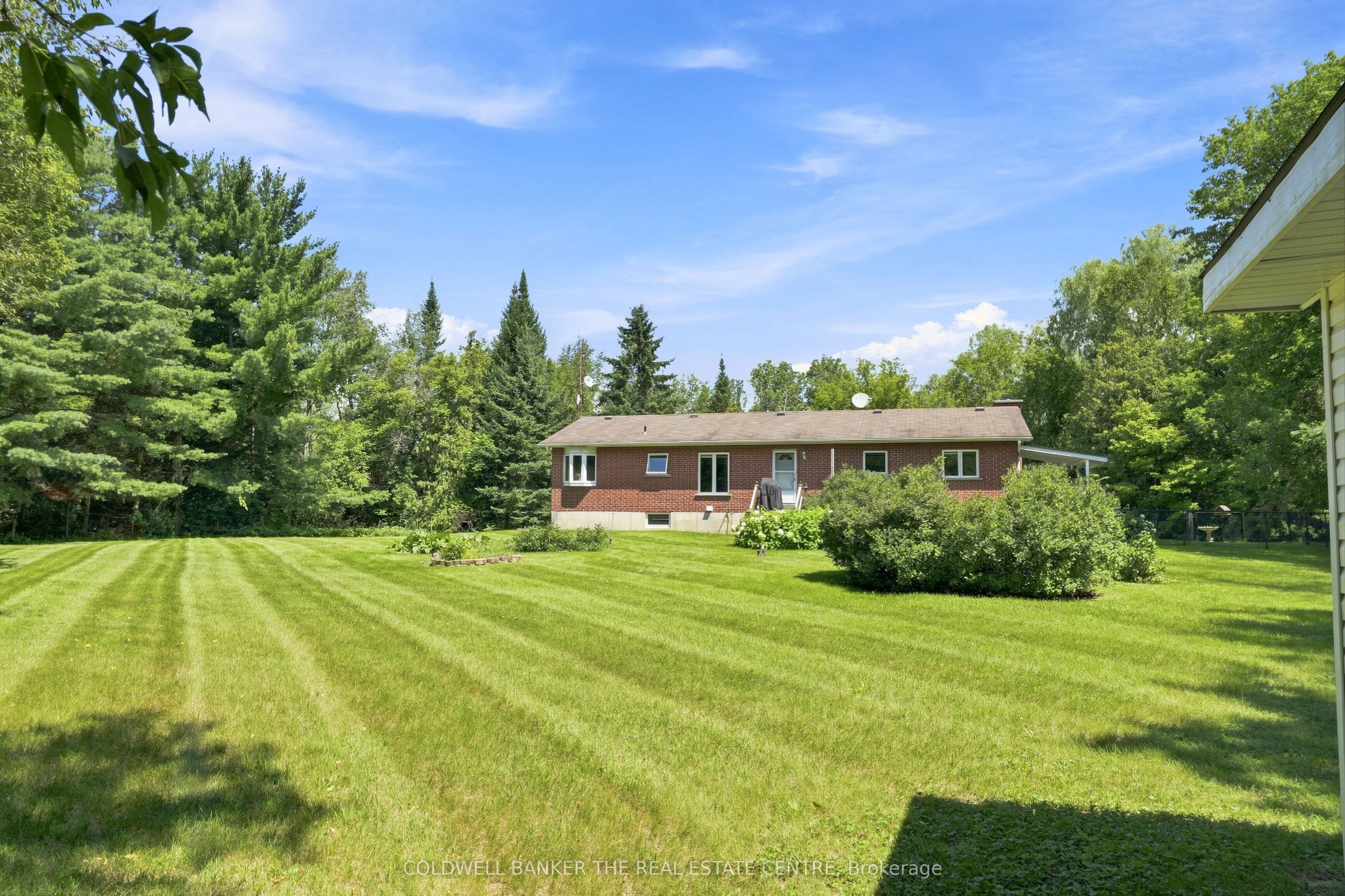 10560 Concession 3 Road Property Photo 43