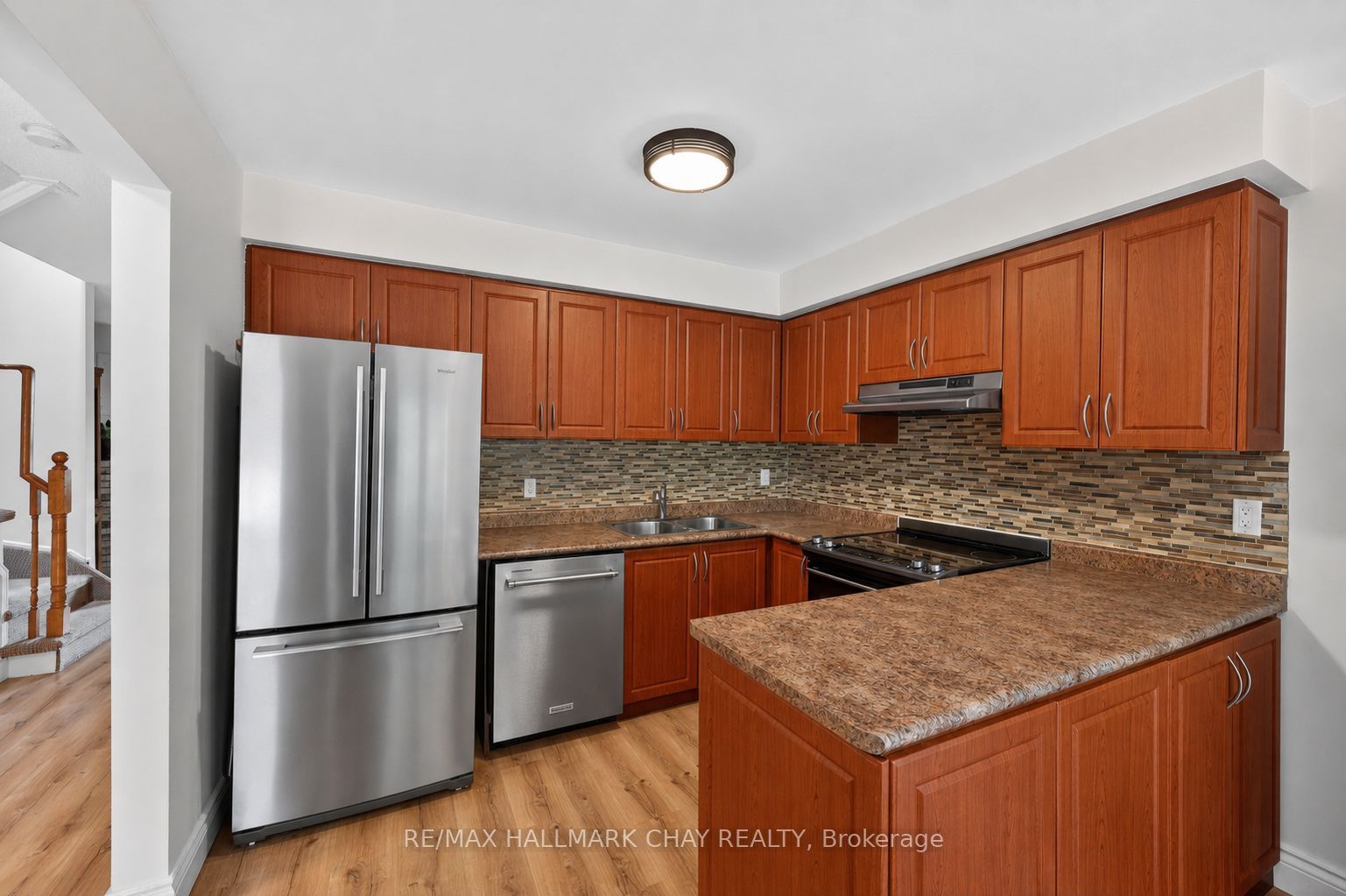 31 Harmony Circle Property Photo 5