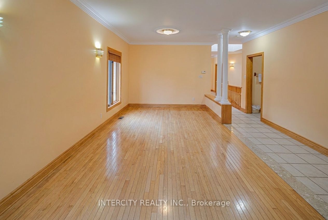 42 Oak Avenue Property Photo 10