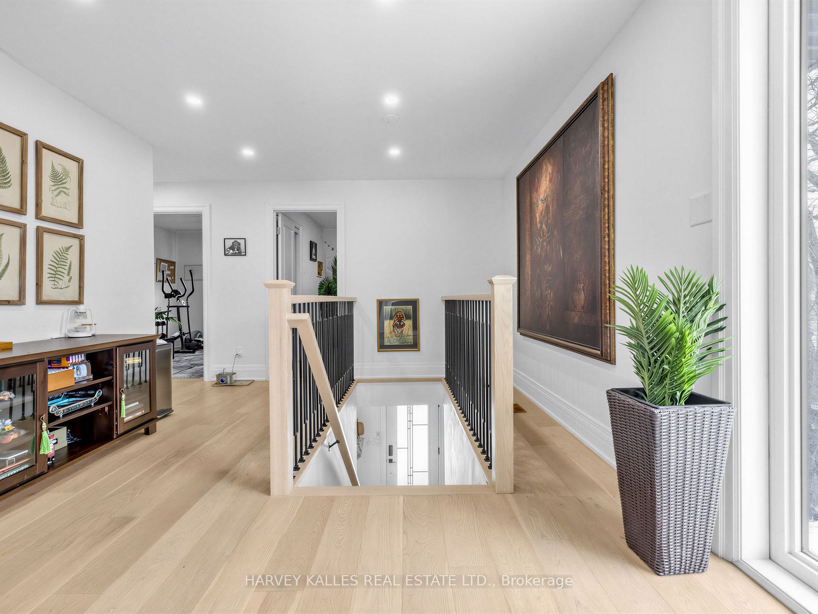 123 Sand Road Property Photo 10