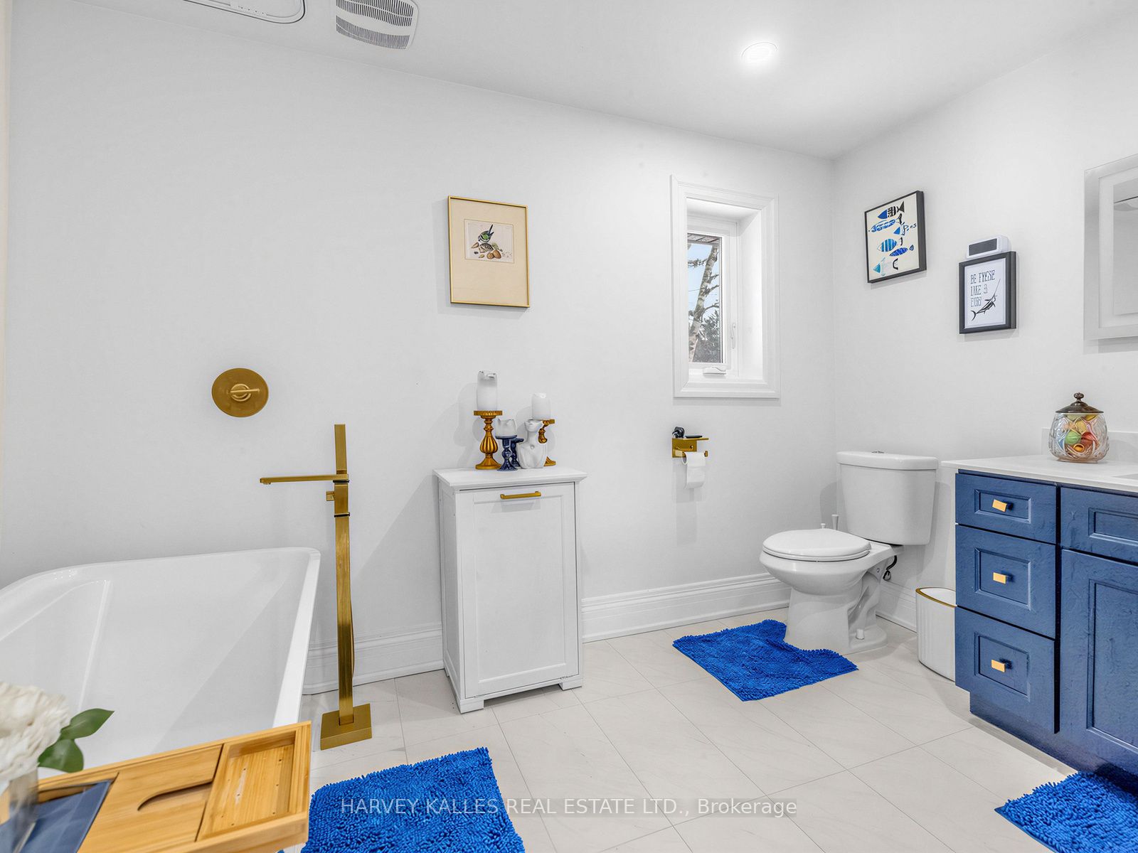 123 Sand Road Property Photo 12