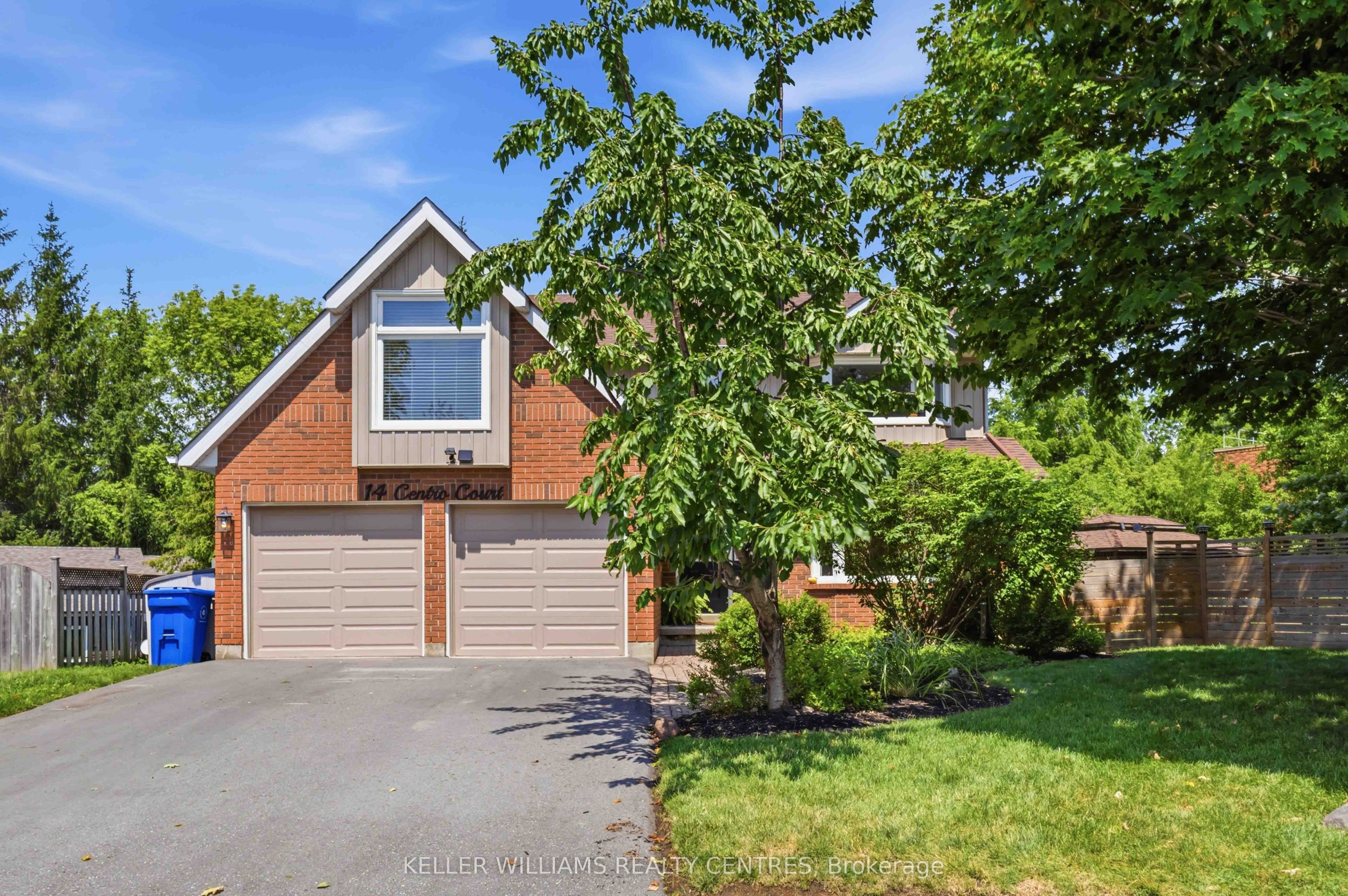 14 Centro Court Property Photo 2