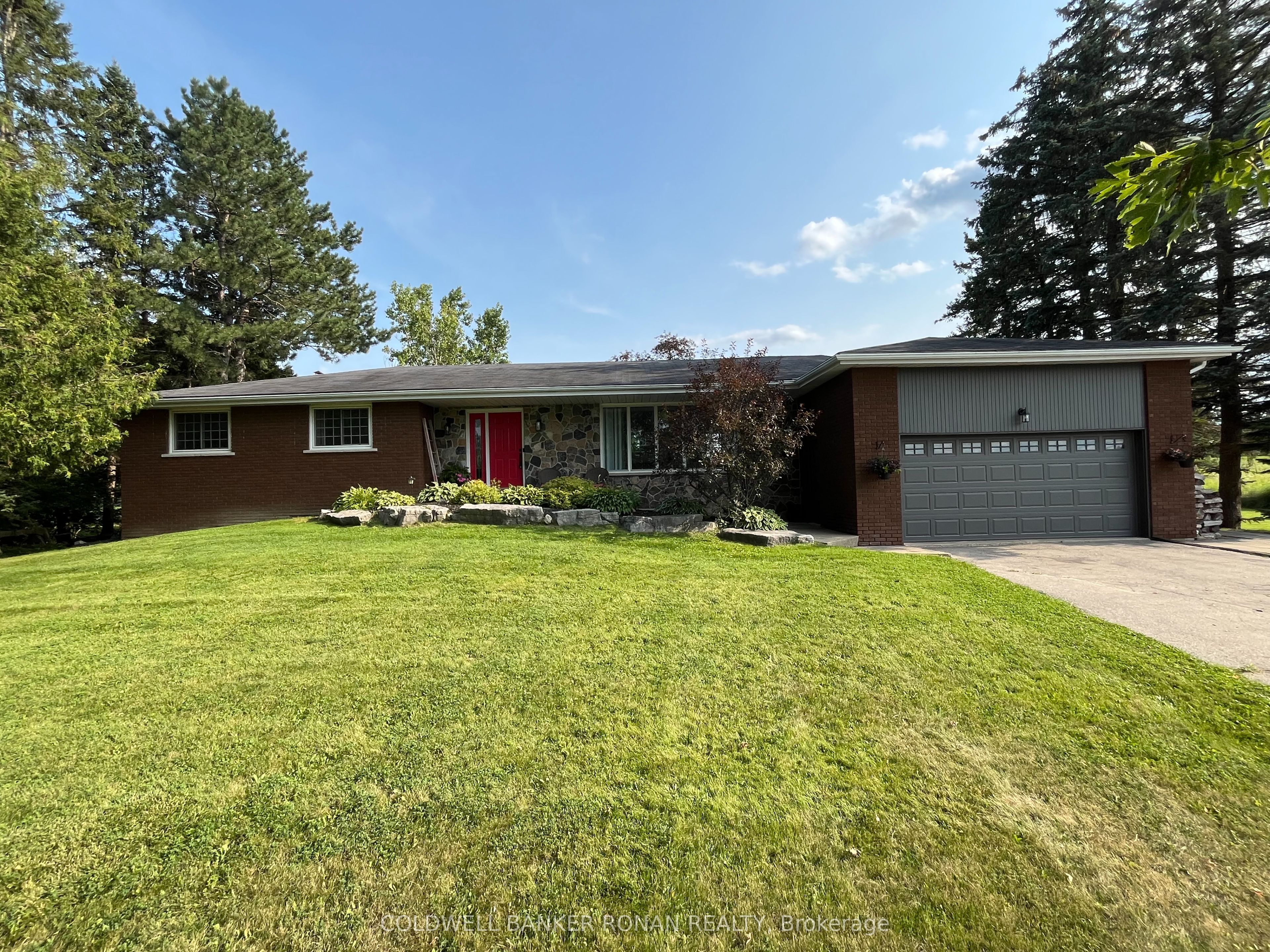 7157 5th Line Property Photo 44