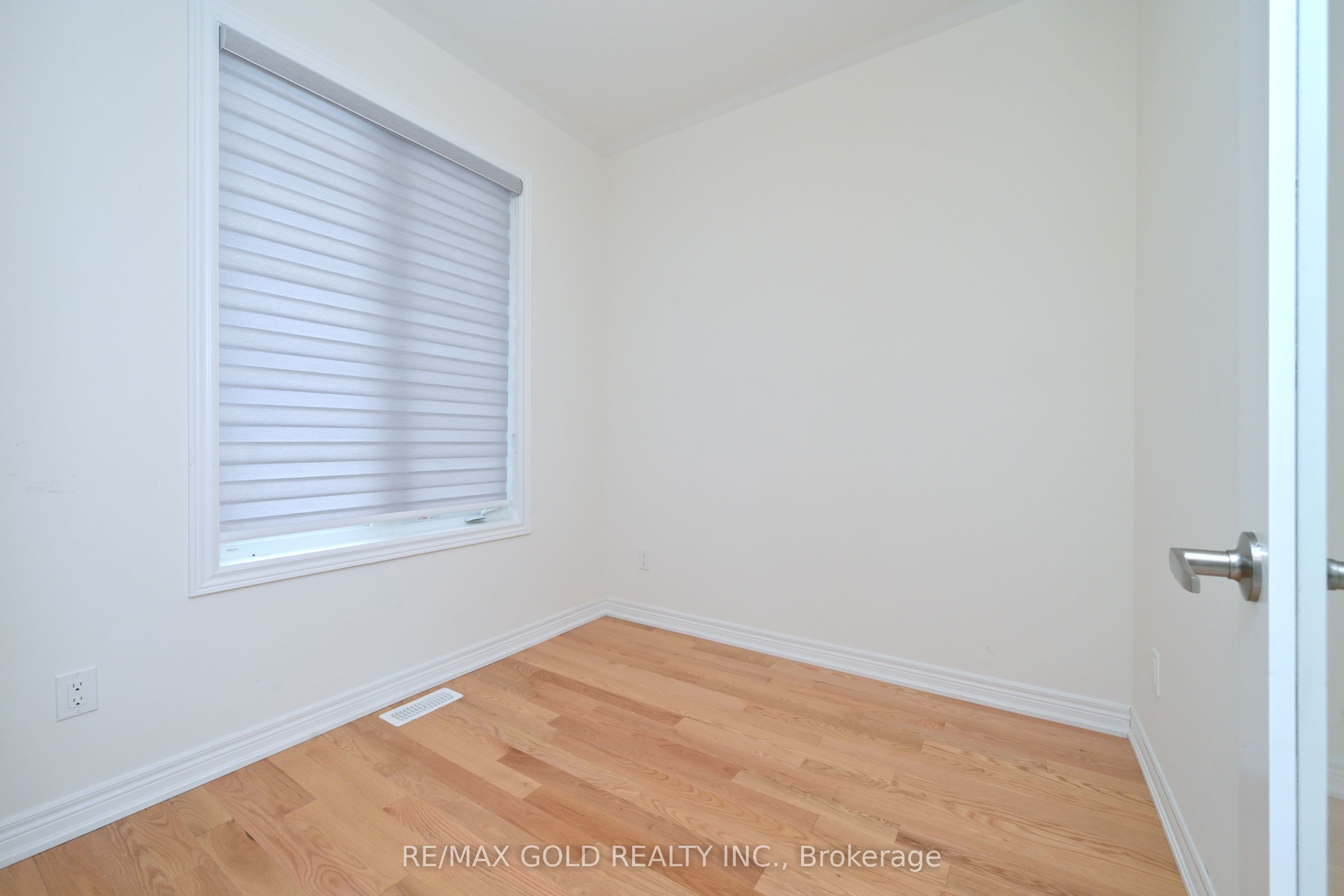 1345 Davis Loop Property Photo 3