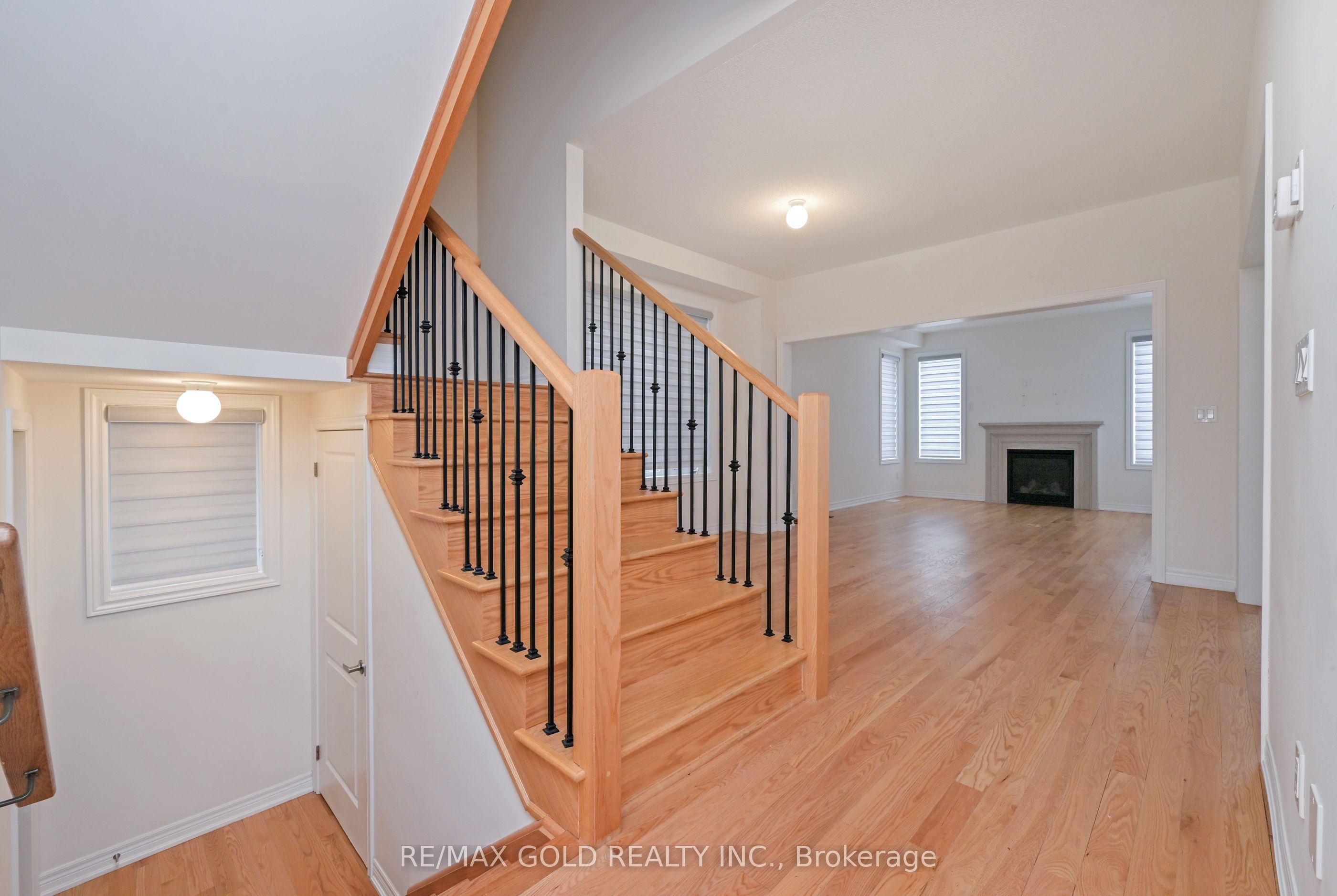 1345 Davis Loop Property Photo 6