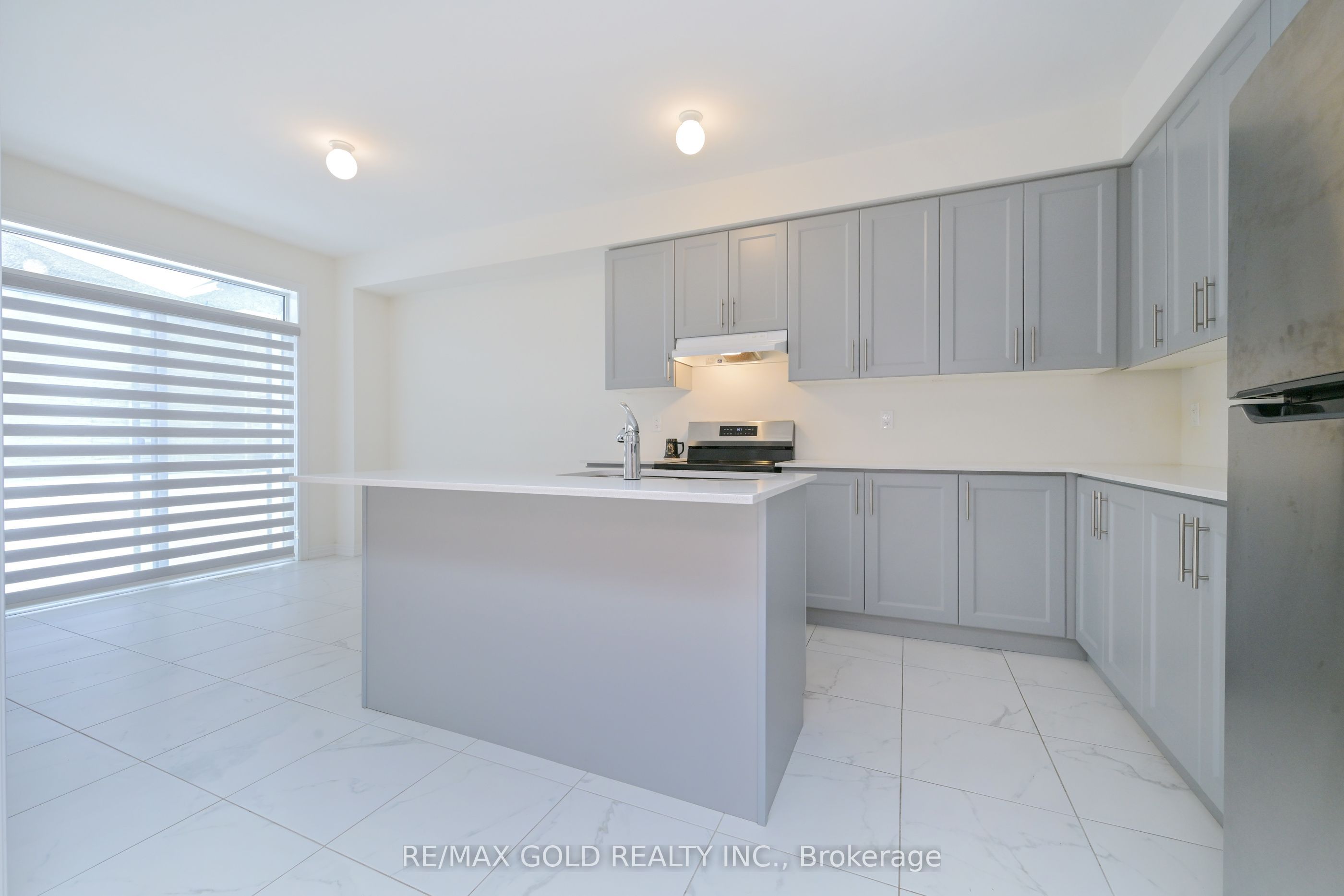 1345 Davis Loop Property Photo 11