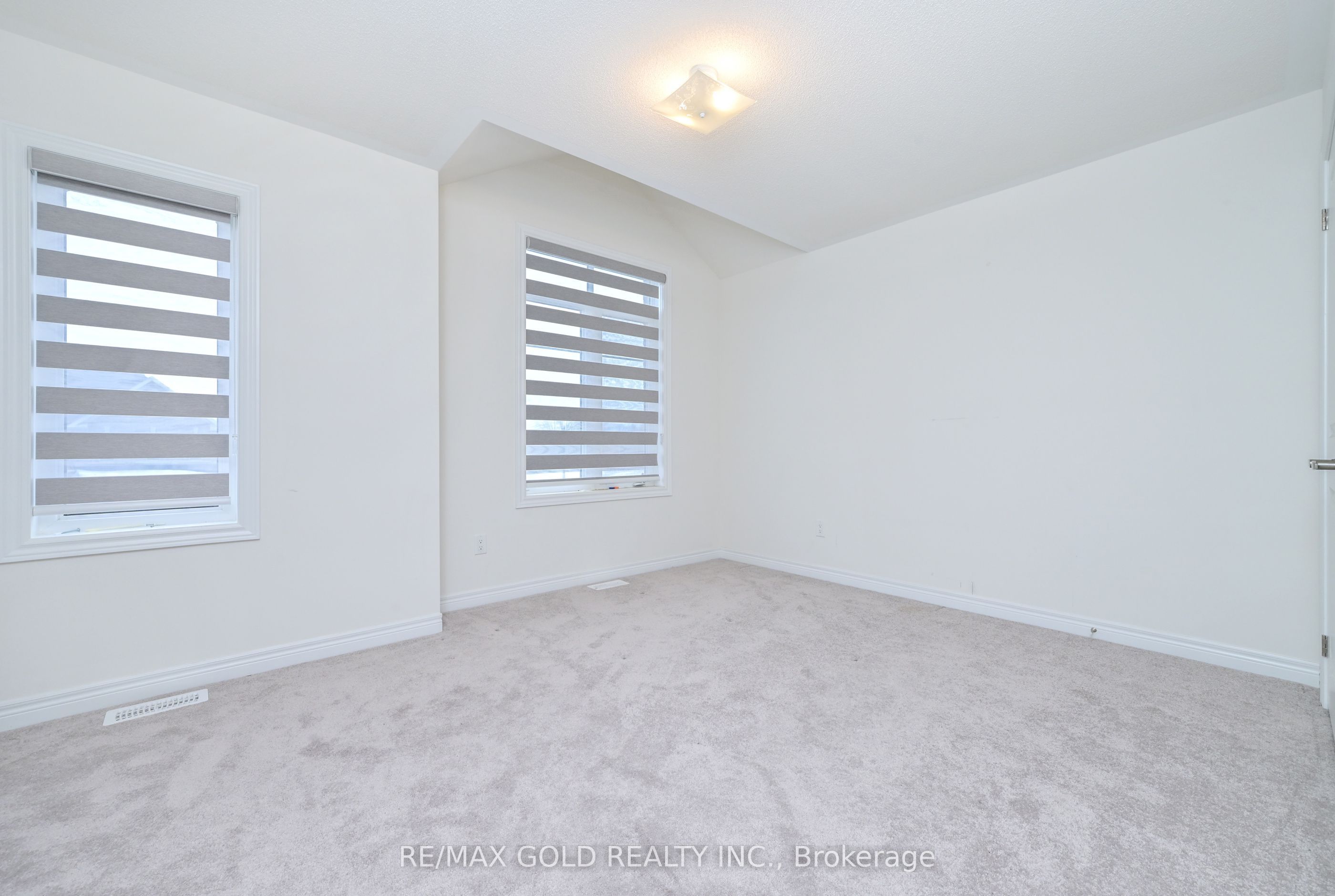 1345 Davis Loop Property Photo 22
