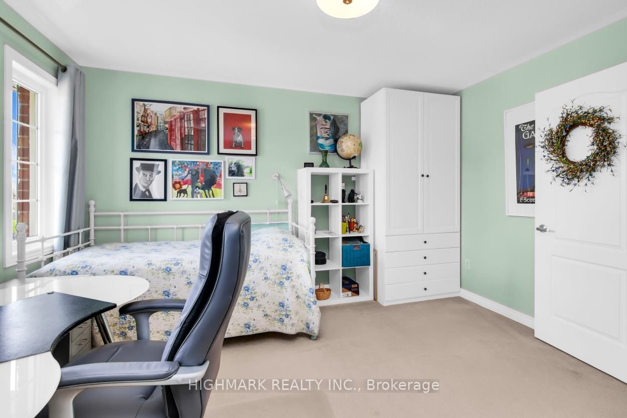 181 Emma Broadbent Court Property Photo 26
