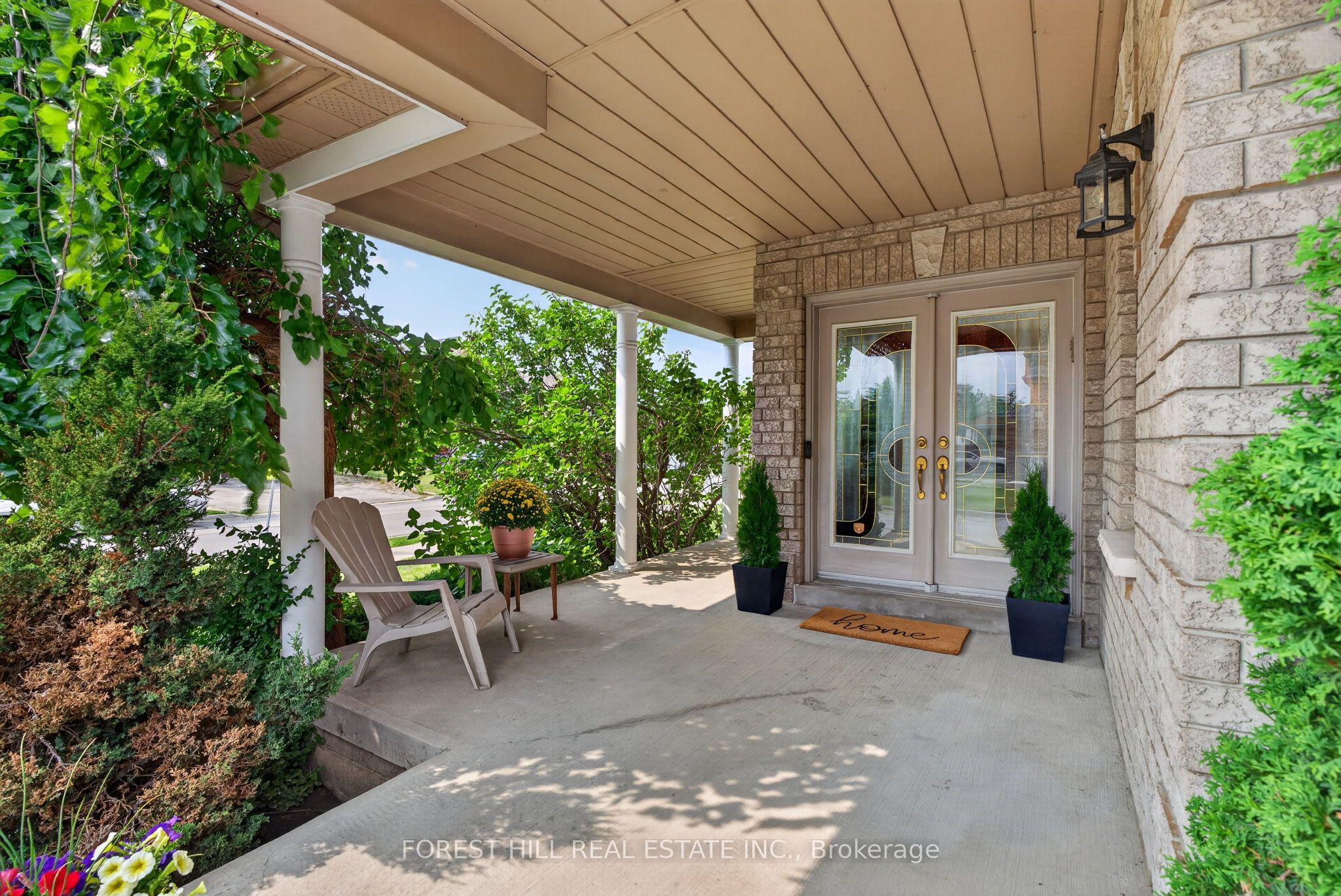 2 Foxfield Crescent Property Photo 2