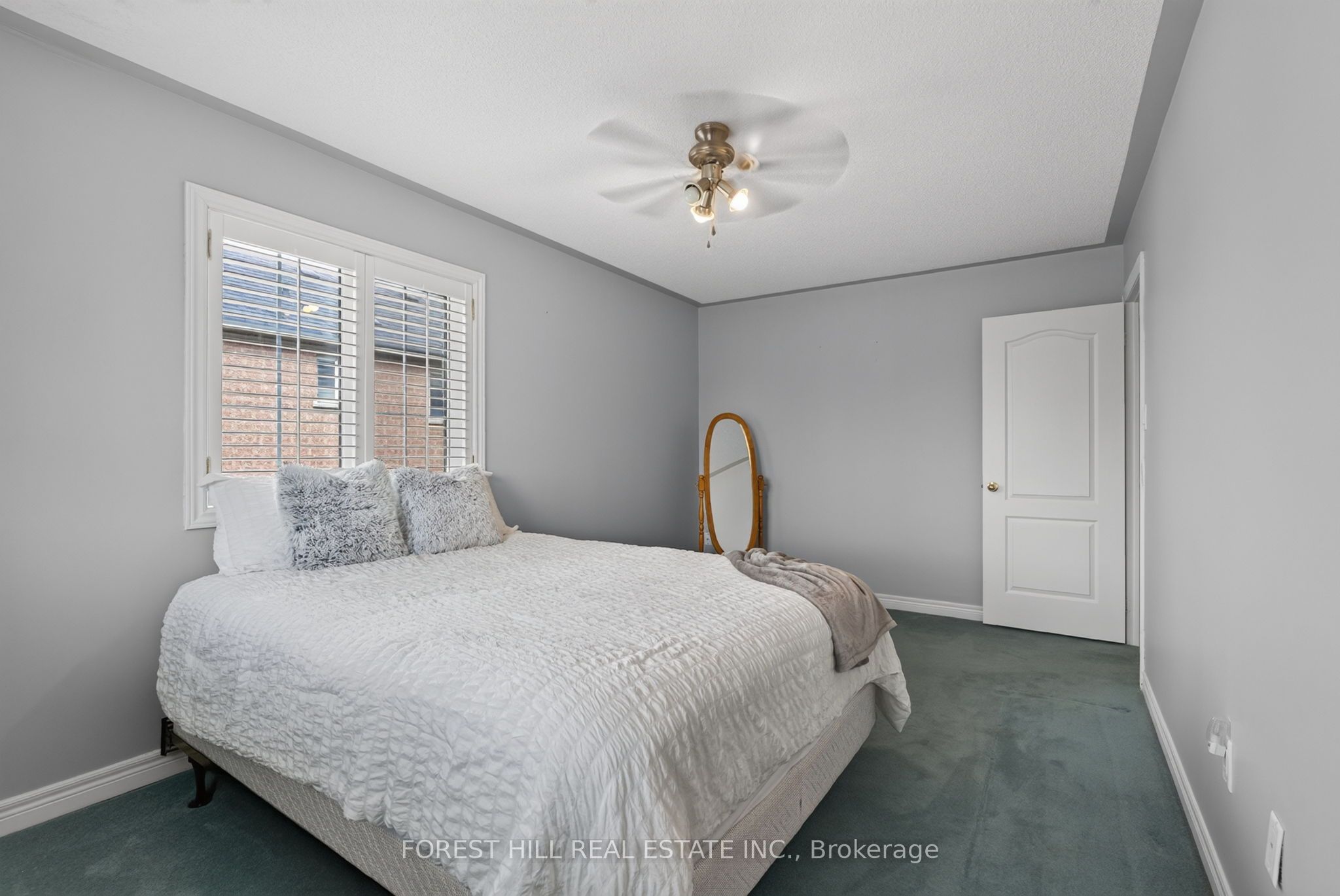 2 Foxfield Crescent Property Photo 23