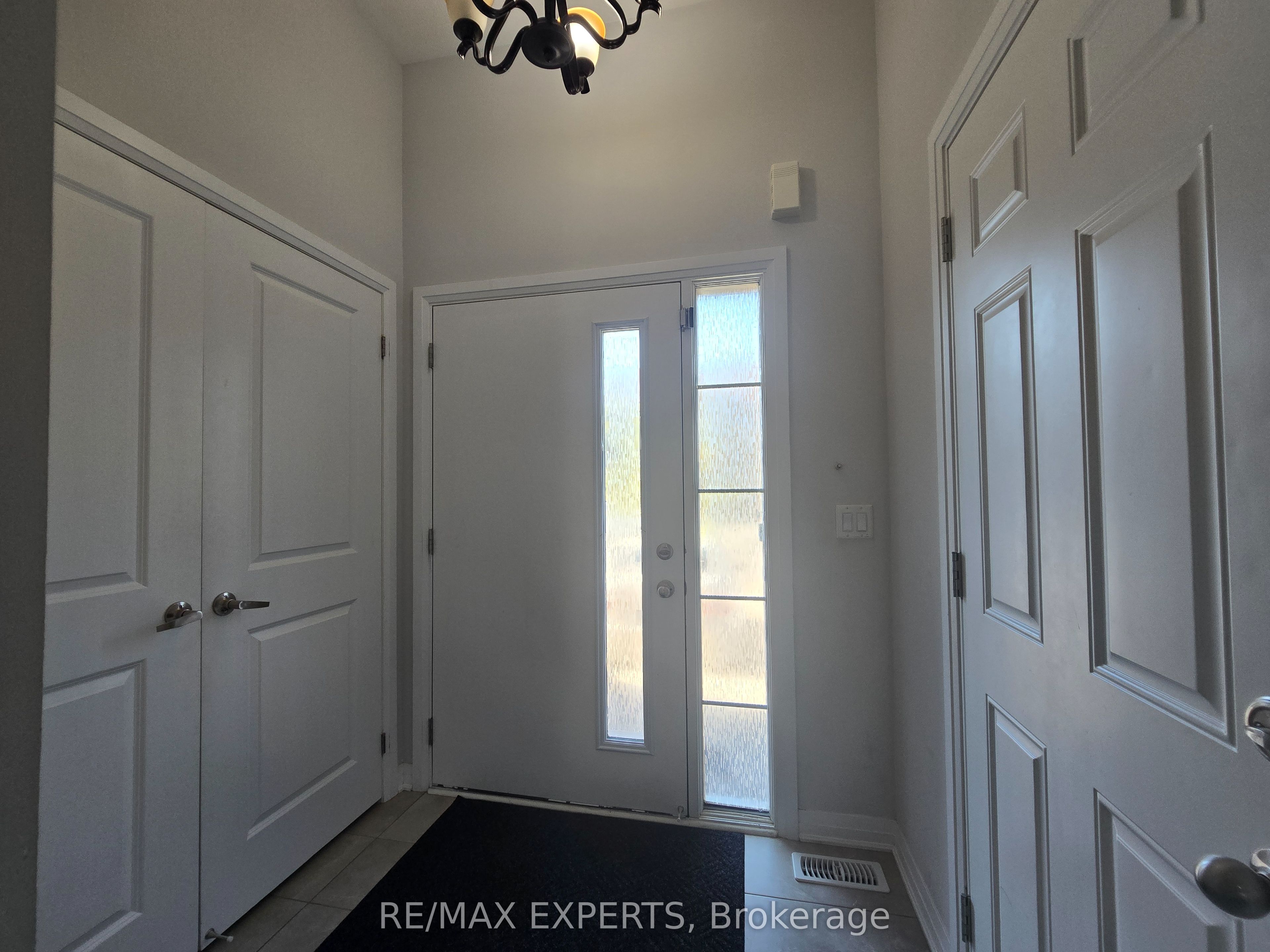 35 Landolfi Way Property Photo 2