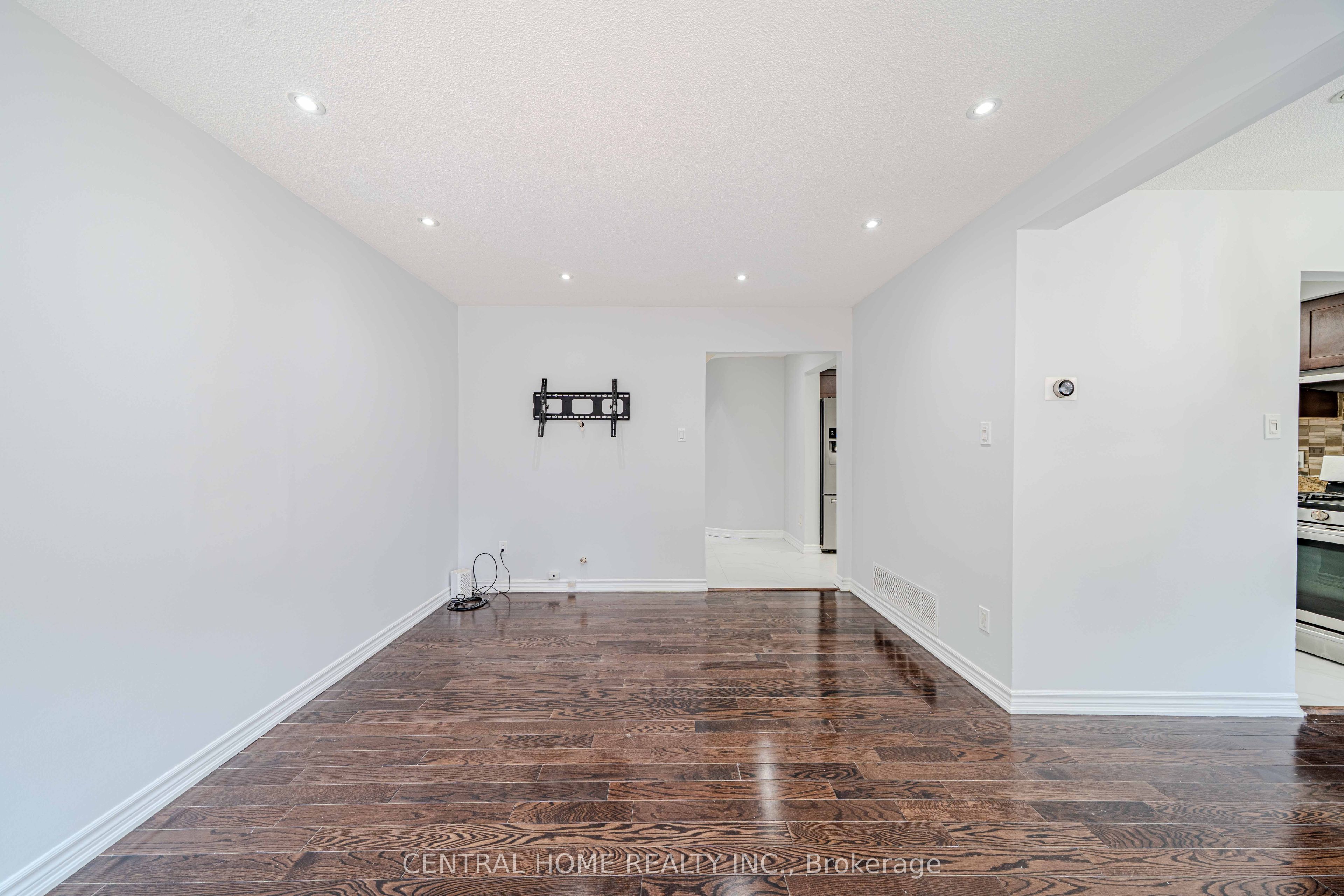 2 Noel Street Property Photo 11