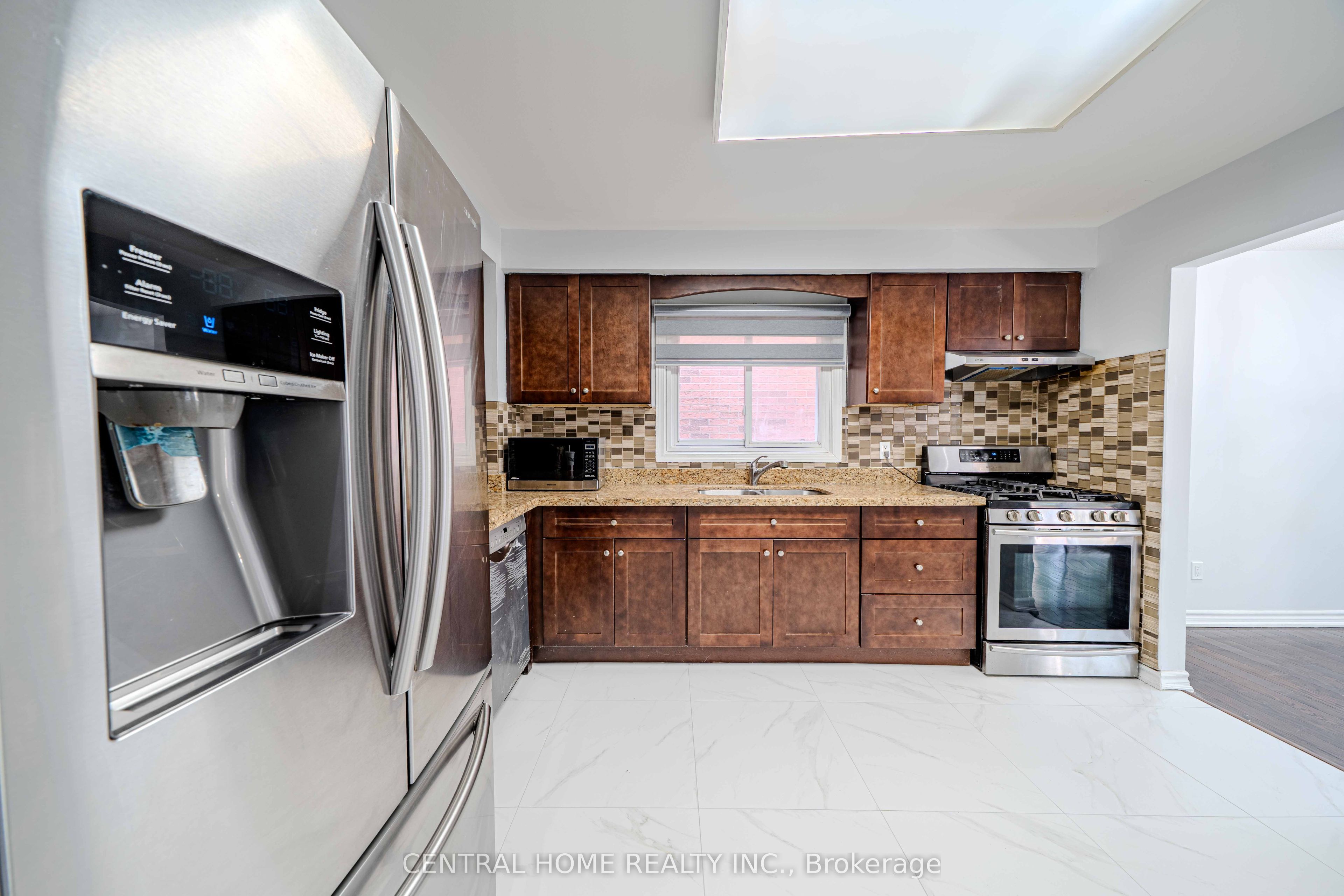 2 Noel Street Property Photo 14