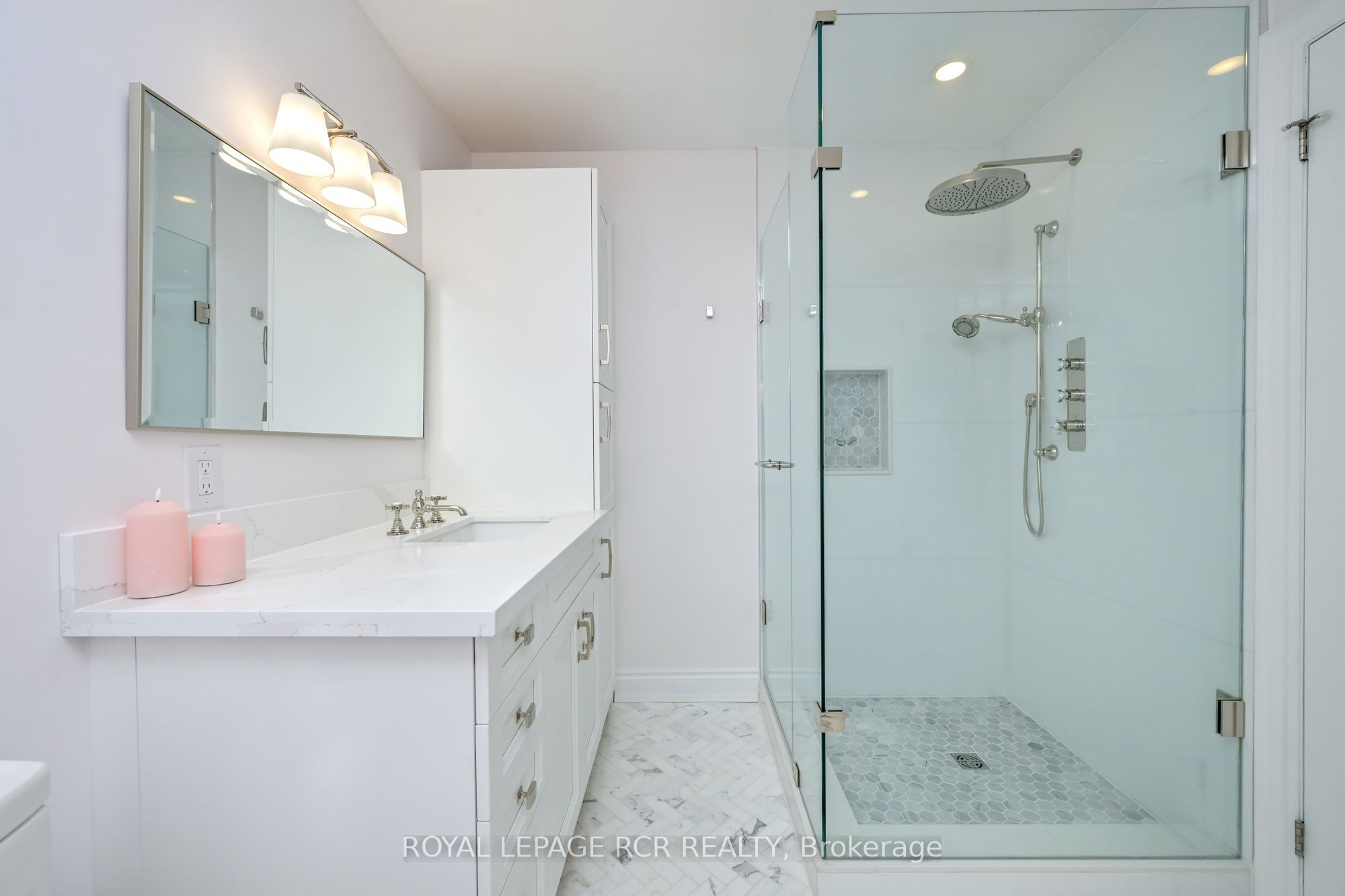39 Westmount Drive Property Photo 18