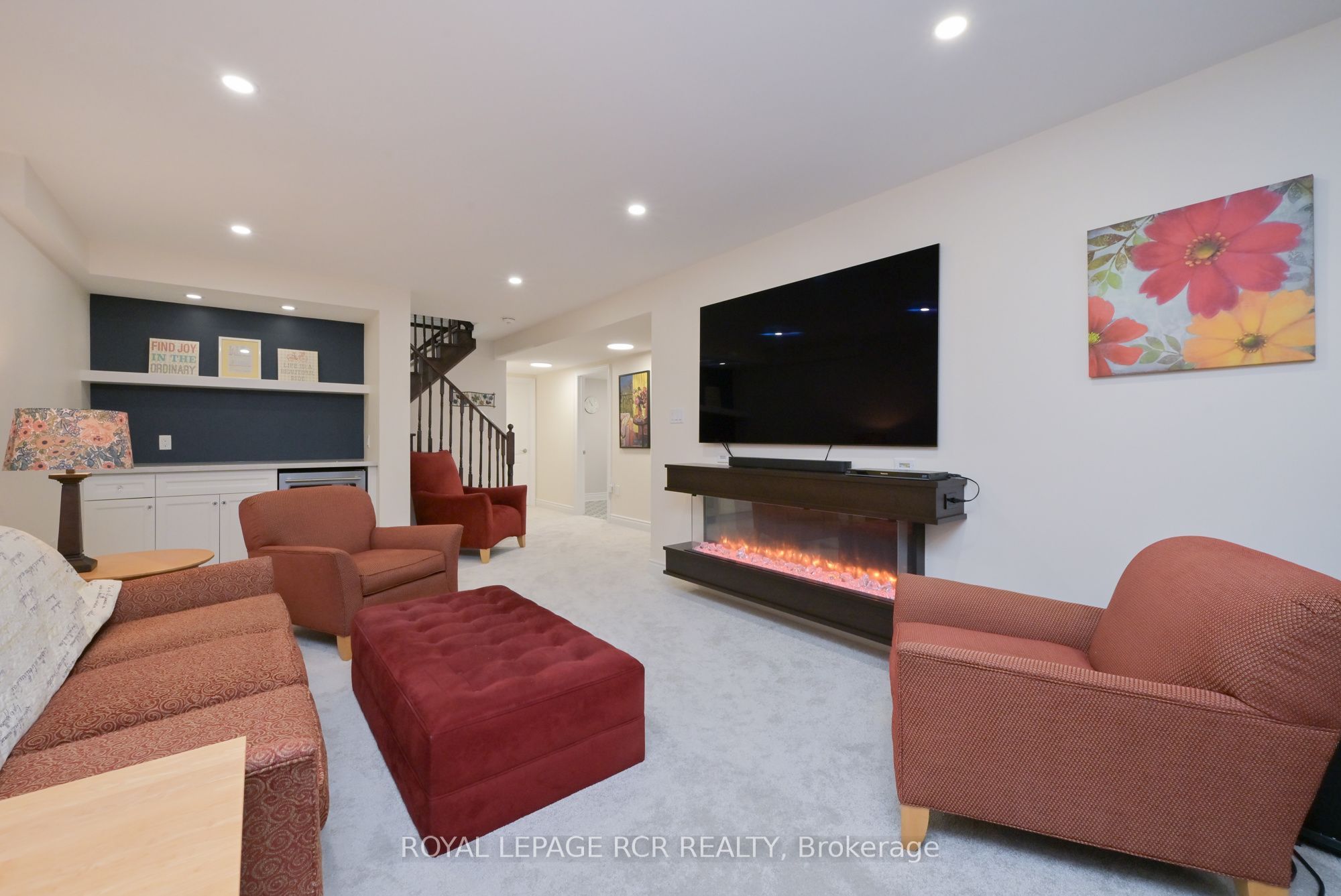 39 Westmount Drive Property Photo 23