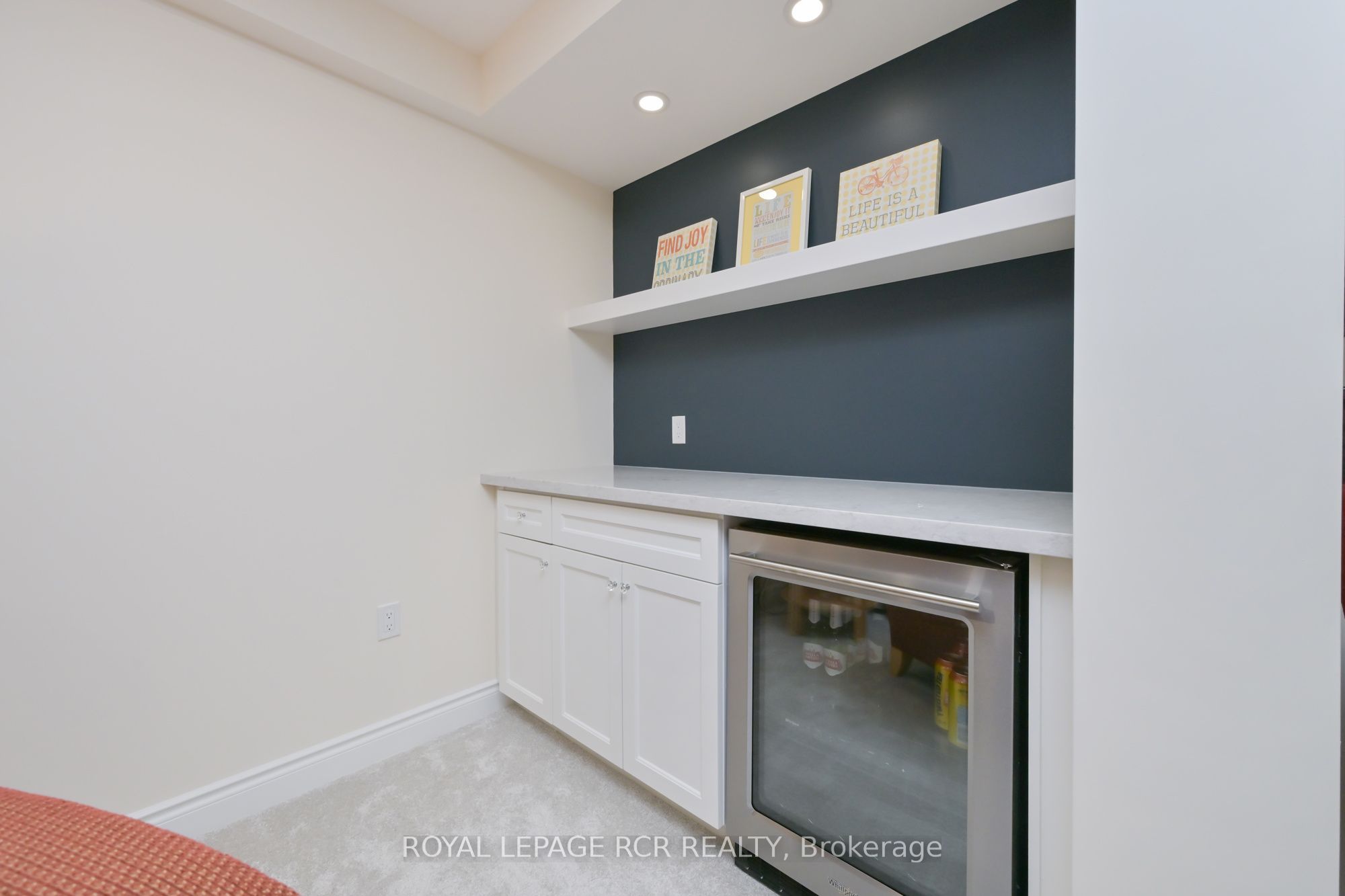 39 Westmount Drive Property Photo 25