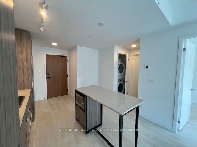 7950 Bathurst Street 1410 Property Photo 13