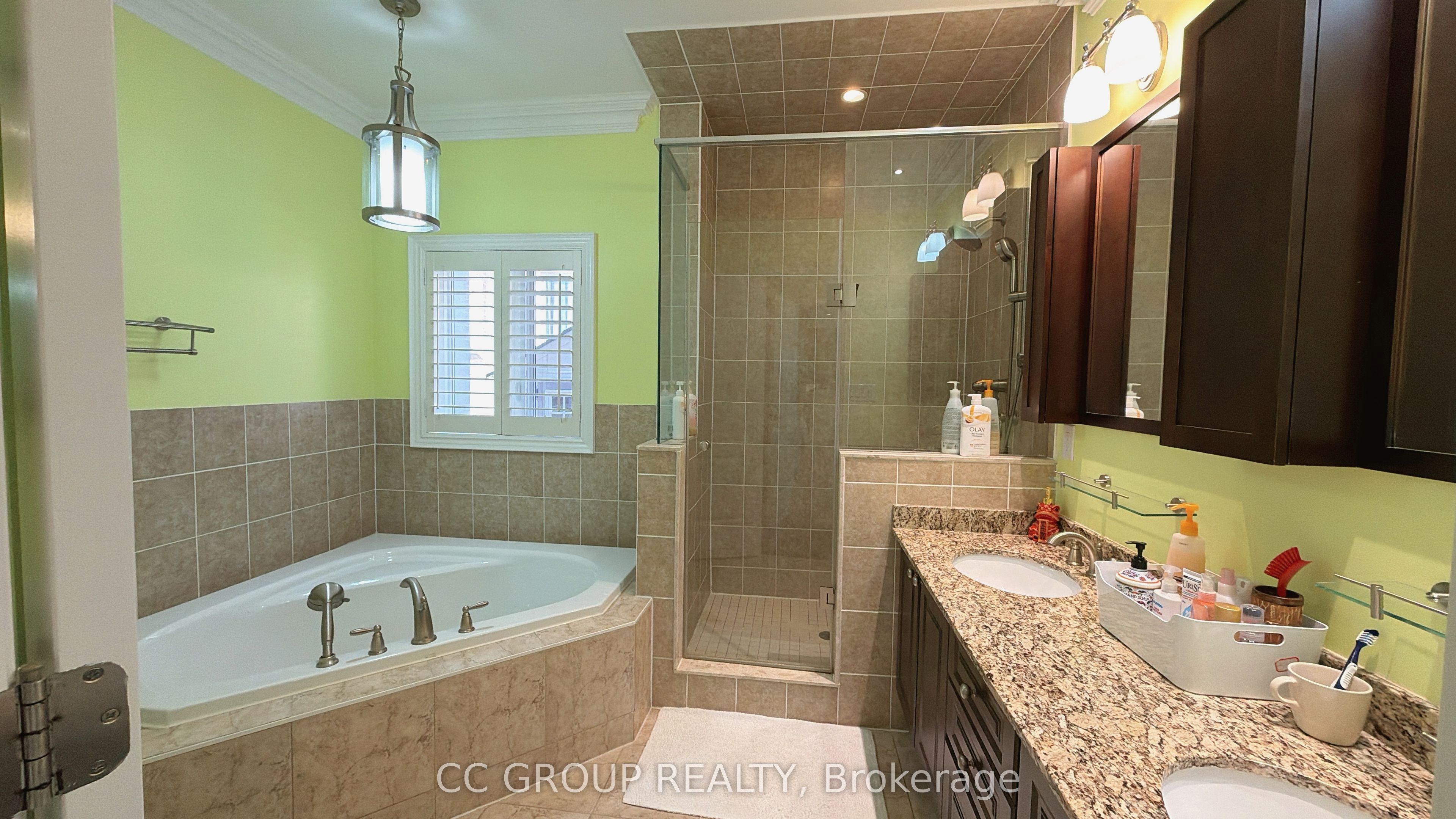23 Yorkton Boulevard Property Photo 18