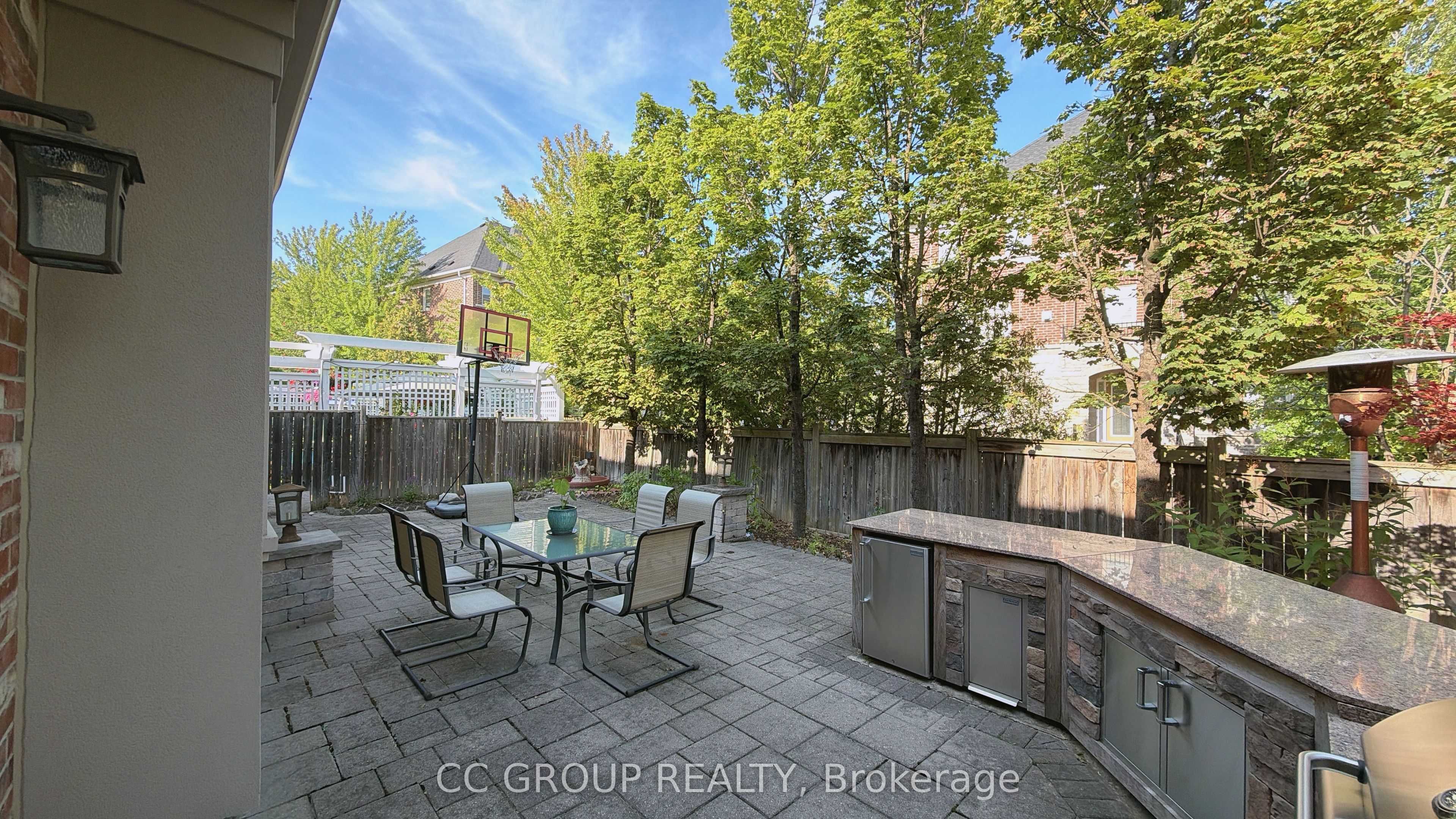 23 Yorkton Boulevard Property Photo 29