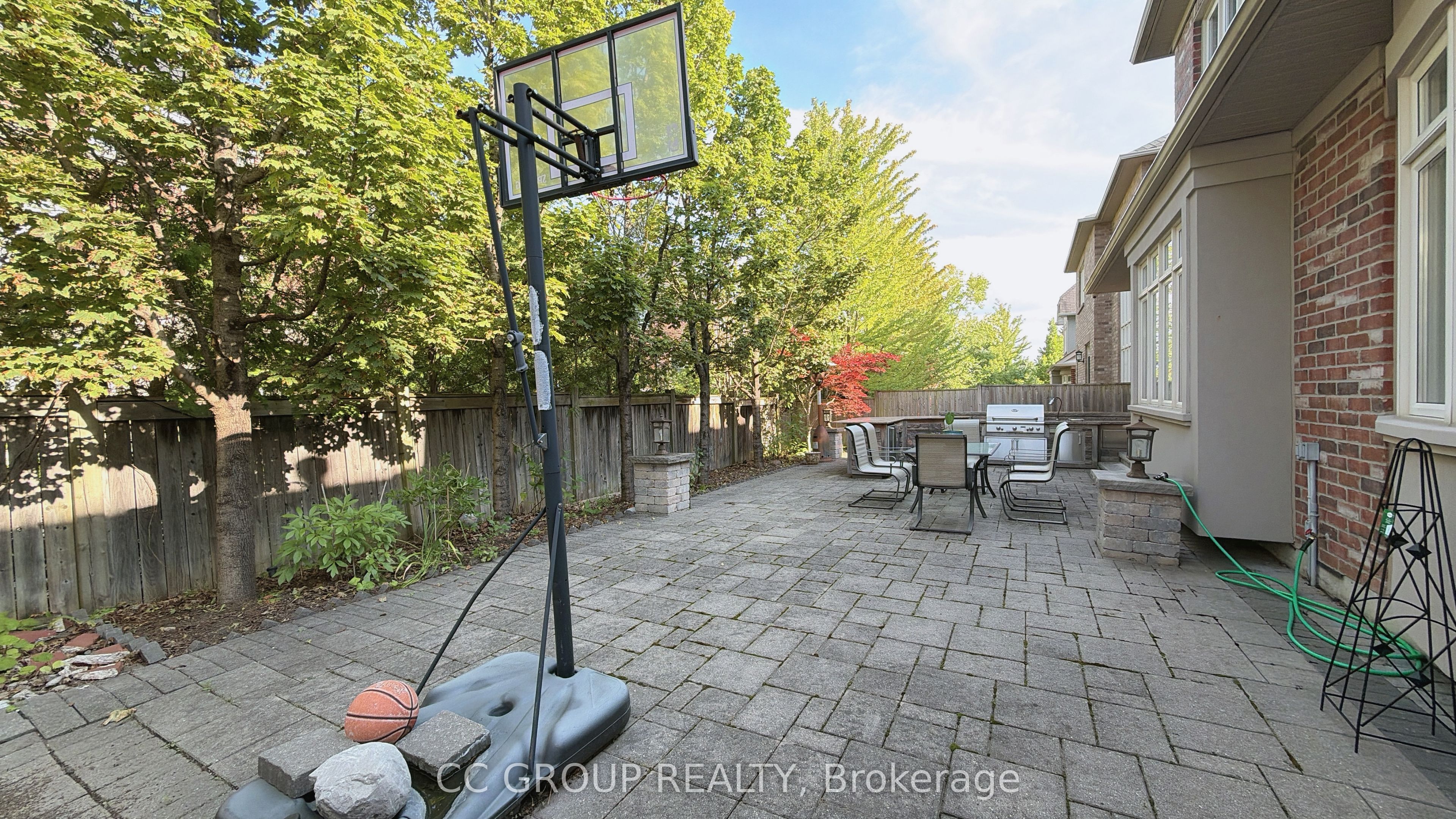 23 Yorkton Boulevard Property Photo 31