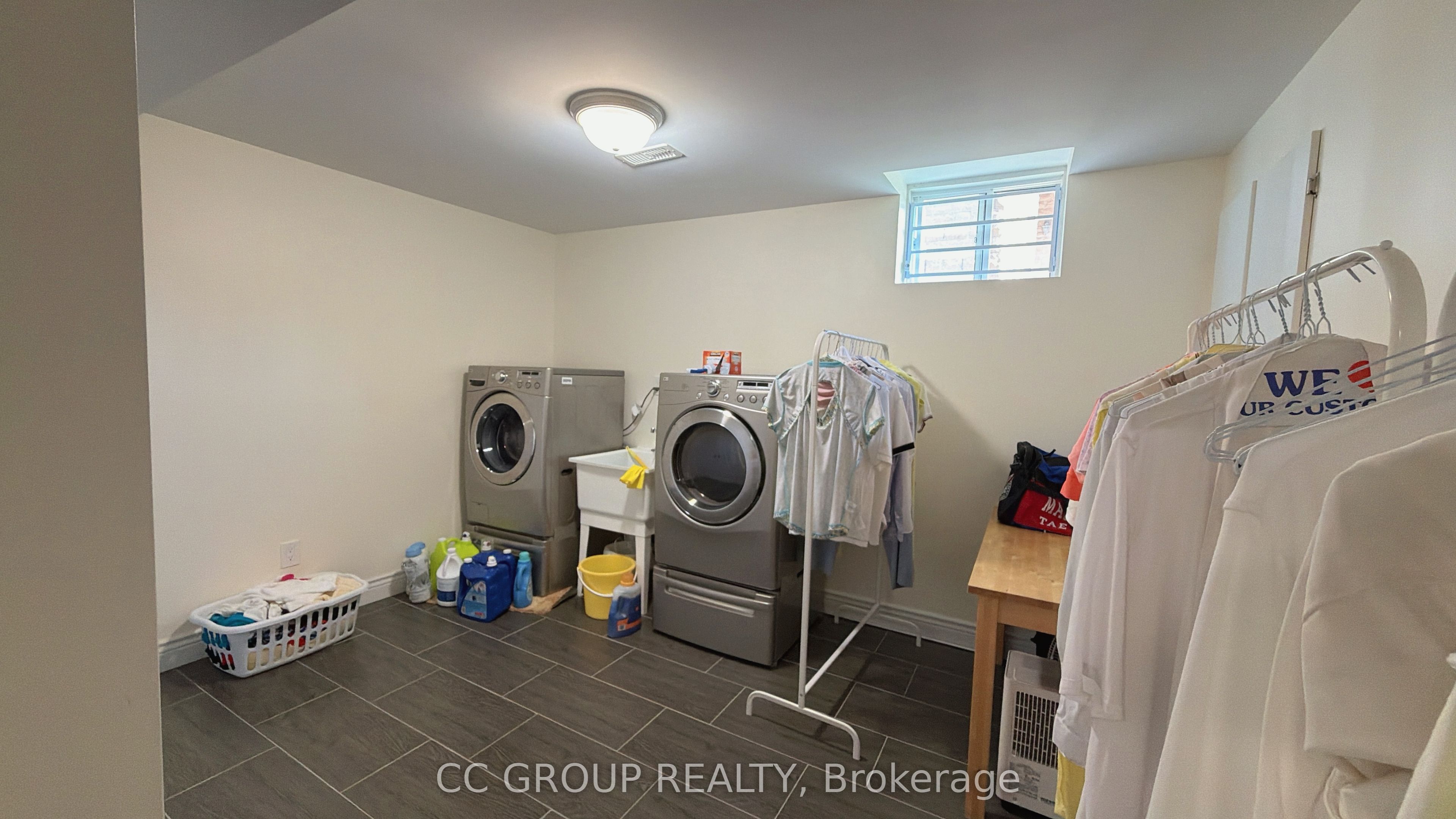23 Yorkton Boulevard Property Photo 33