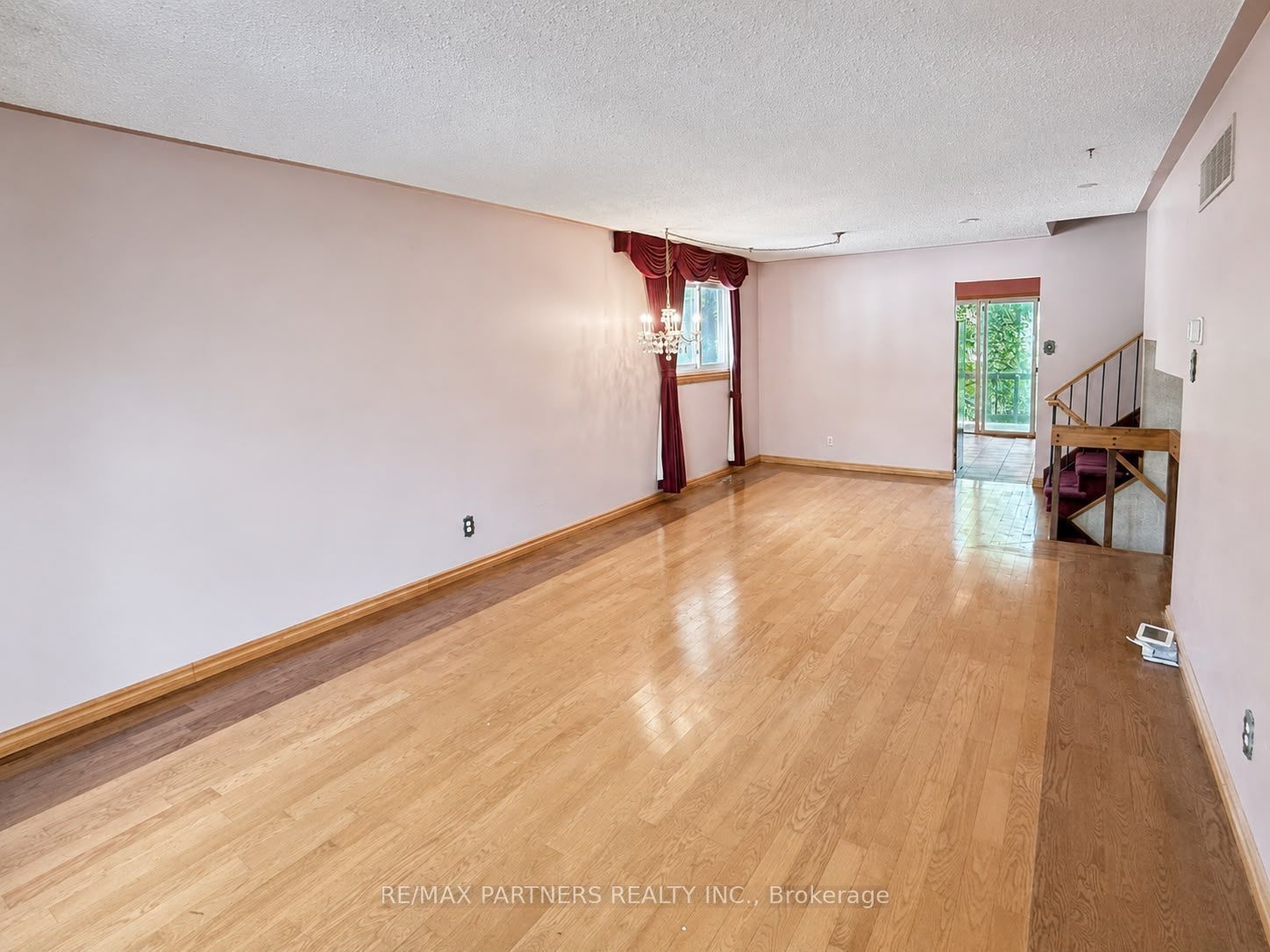 23 Pomander Road Property Photo 4